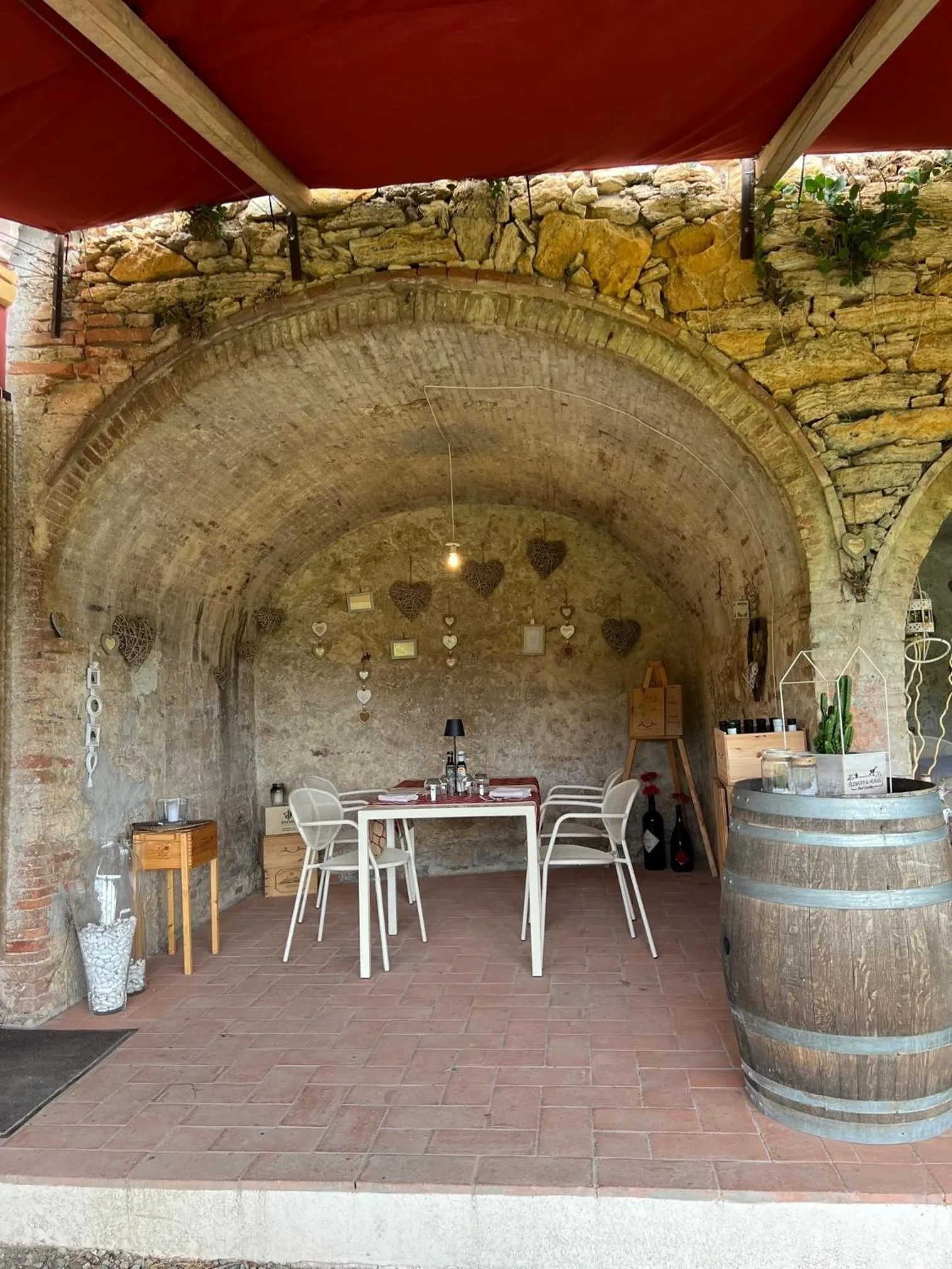 Restaurant/places to eat in Il Castello di San Ruffino