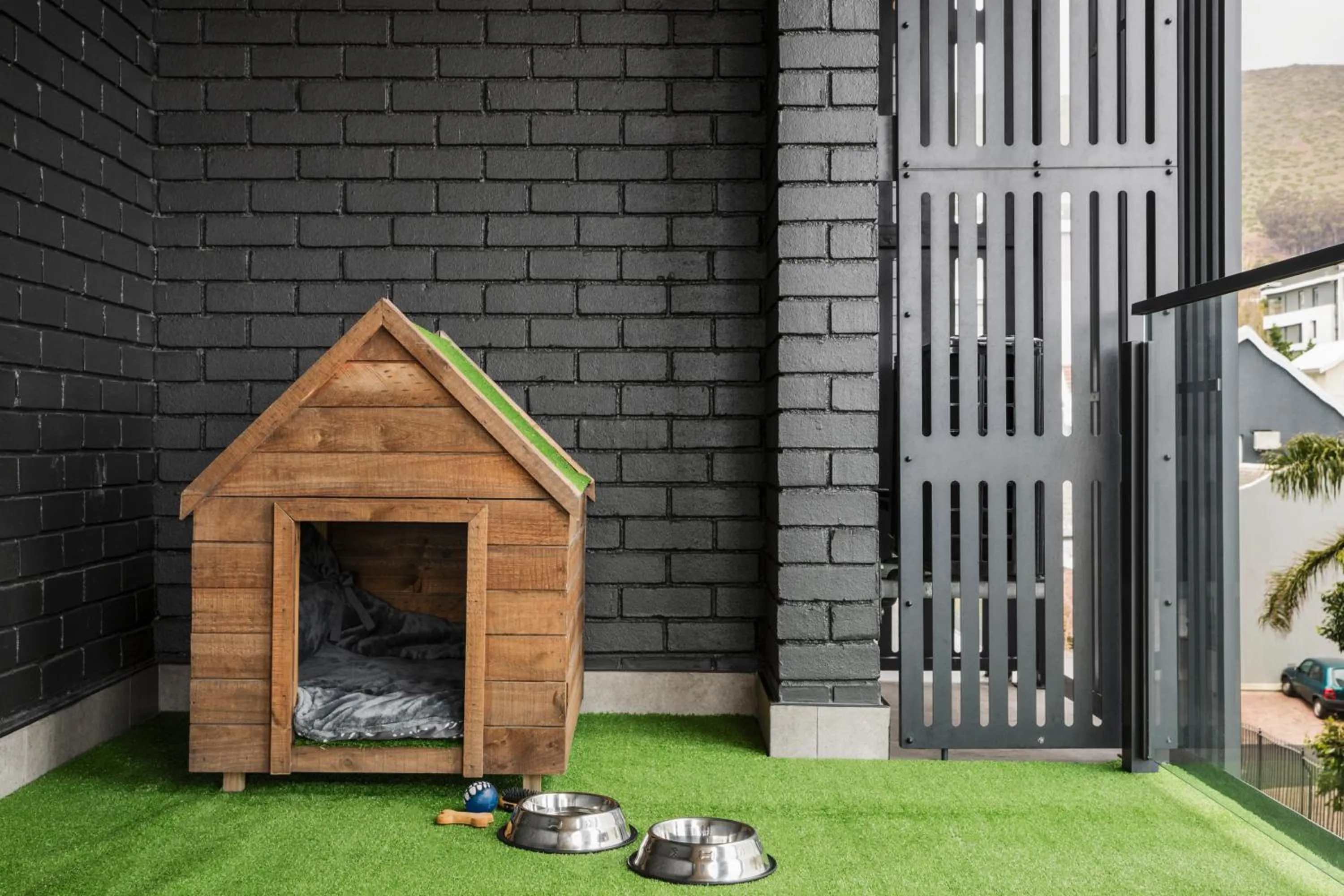 Pets in Home Suite Hotels Station House