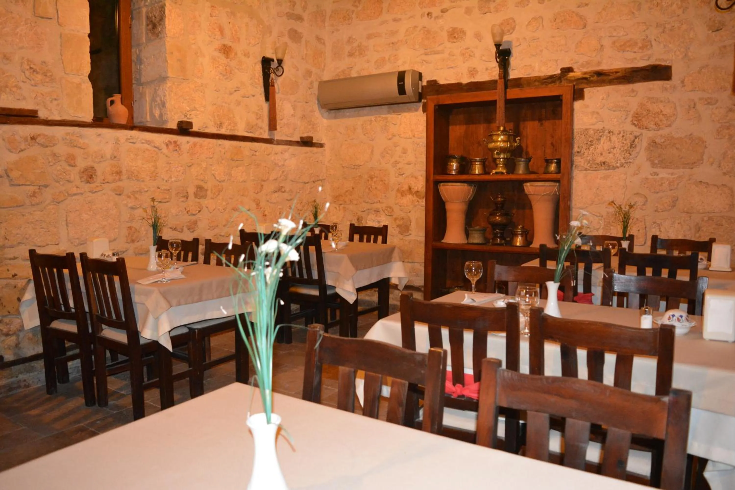 Restaurant/places to eat in Osmanli Marco Pasha Hotel