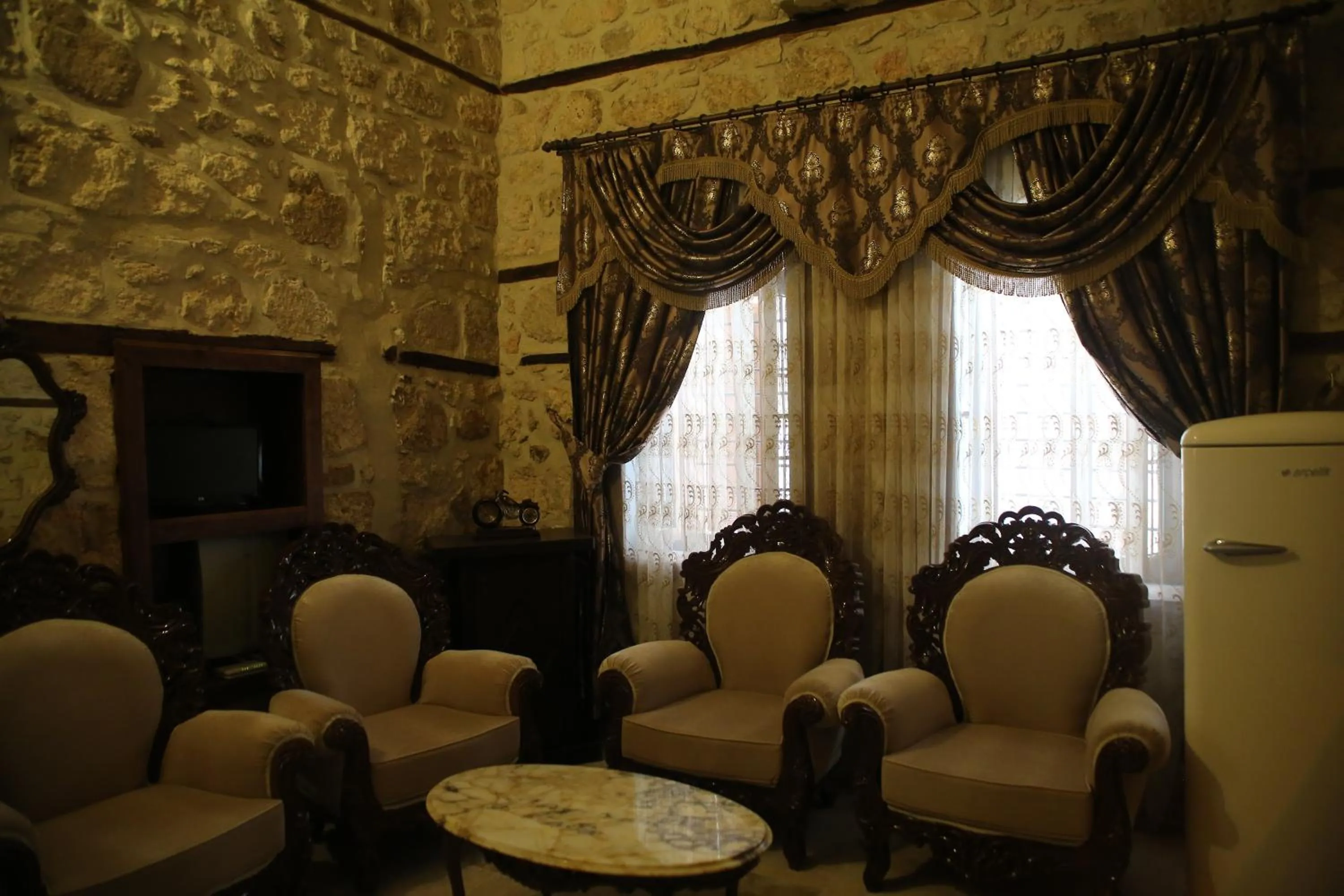 Living room in Osmanli Marco Pasha Hotel