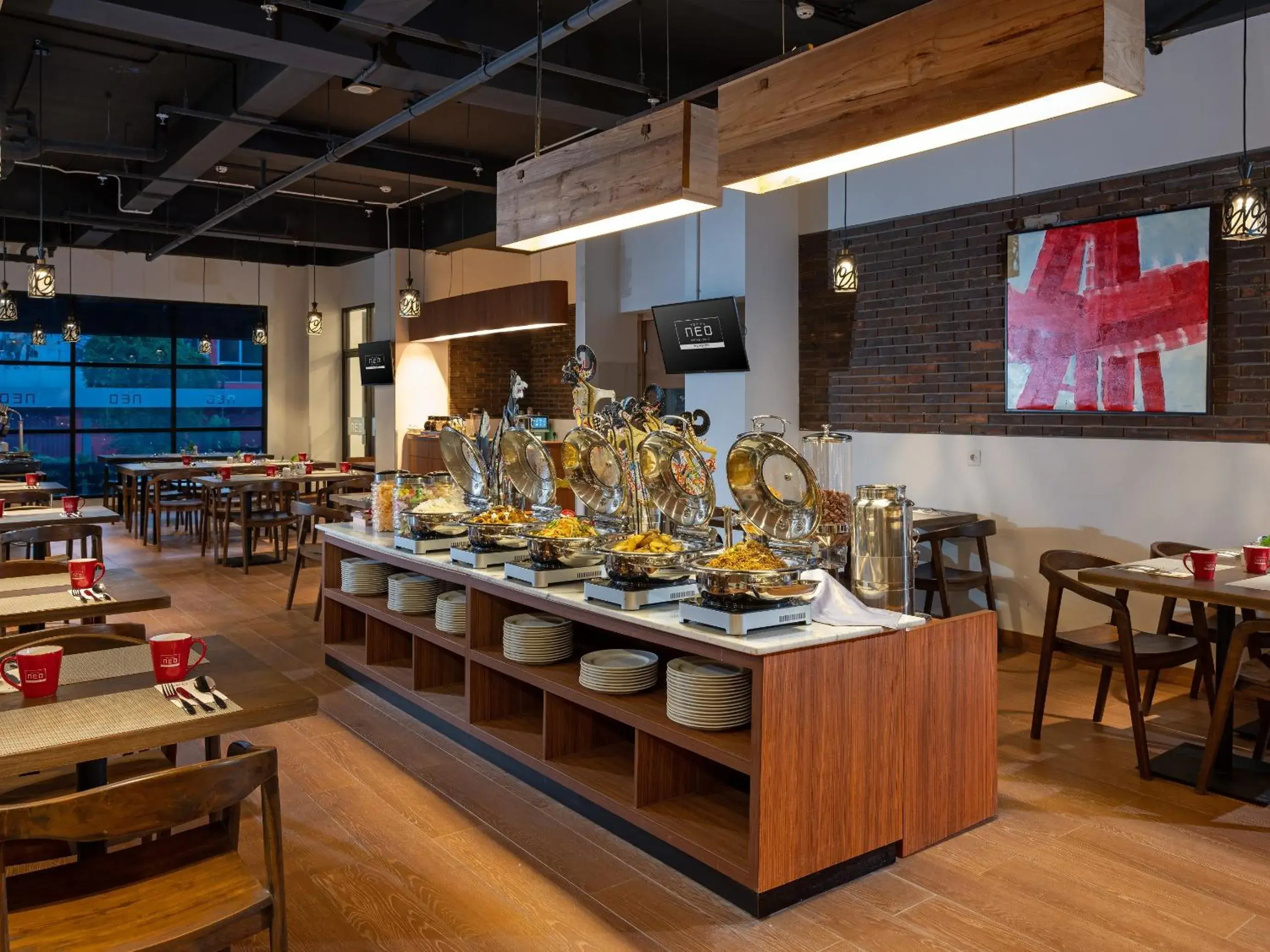 Restaurant/places to eat in Hotel Neo Gading Solo Restaurant/places to eat in Hotel Neo Gading Solo