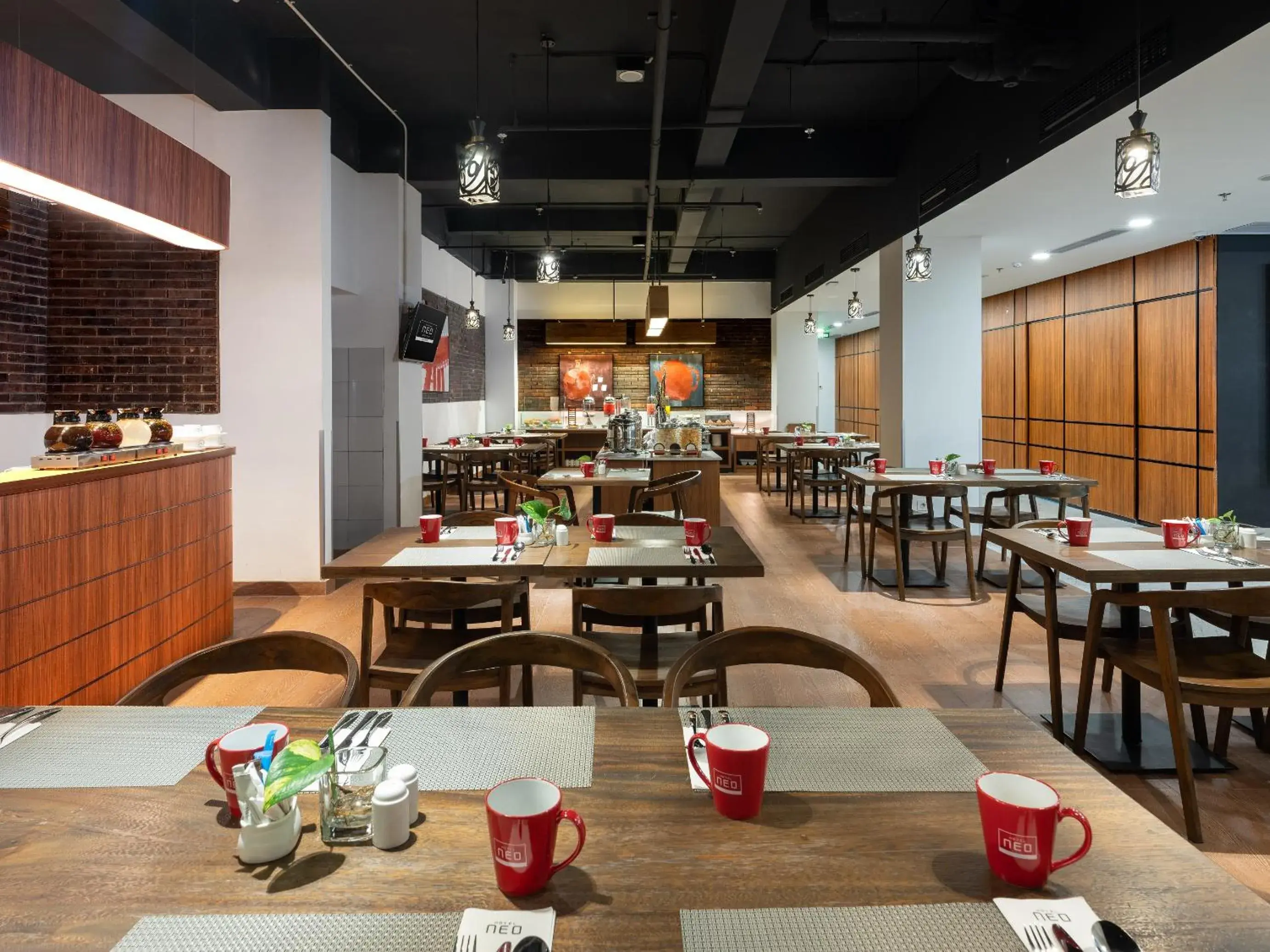 Restaurant/places to eat in Hotel Neo Gading Solo Restaurant/places to eat in Hotel Neo Gading Solo