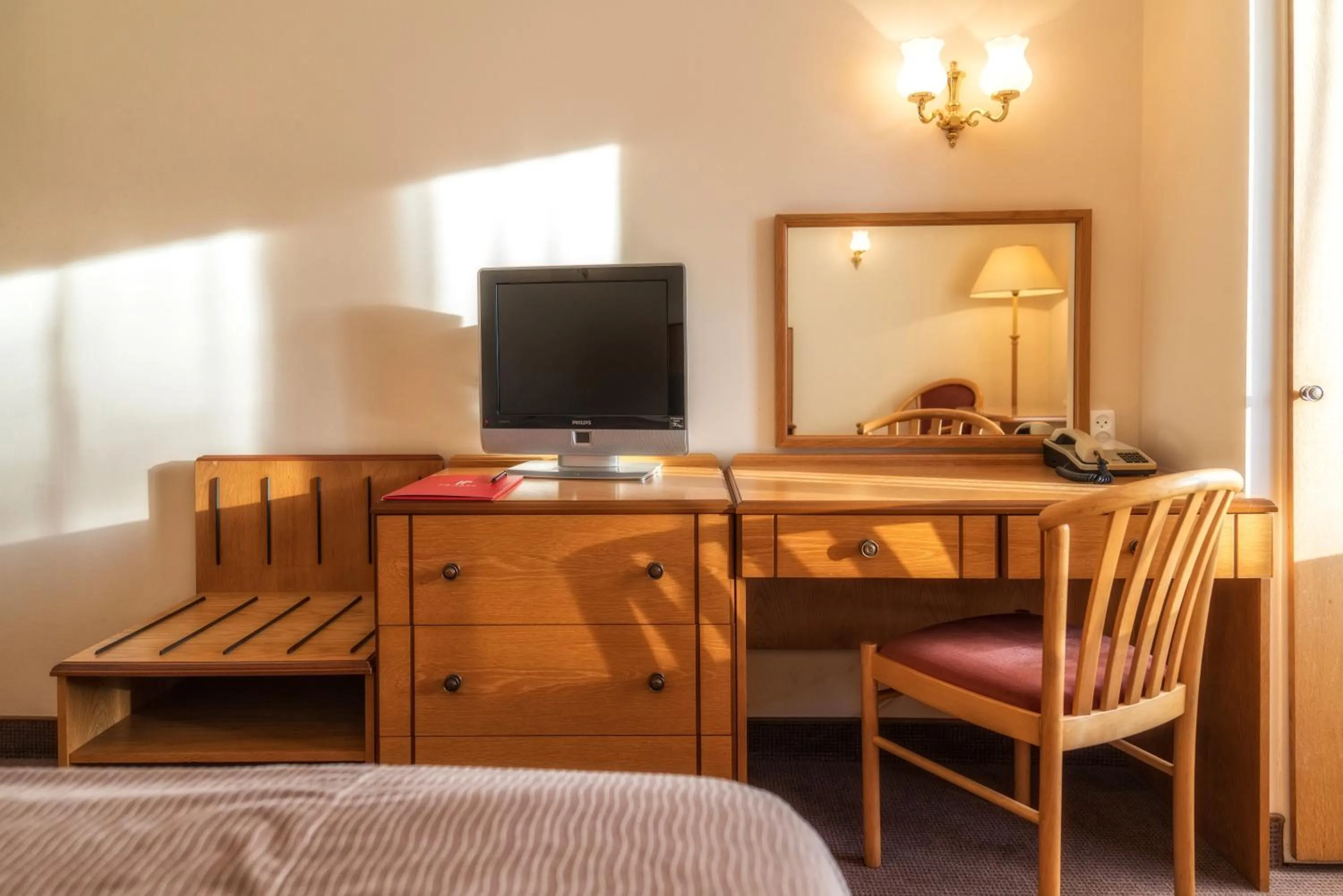 TV and multimedia in Hotel HP Park