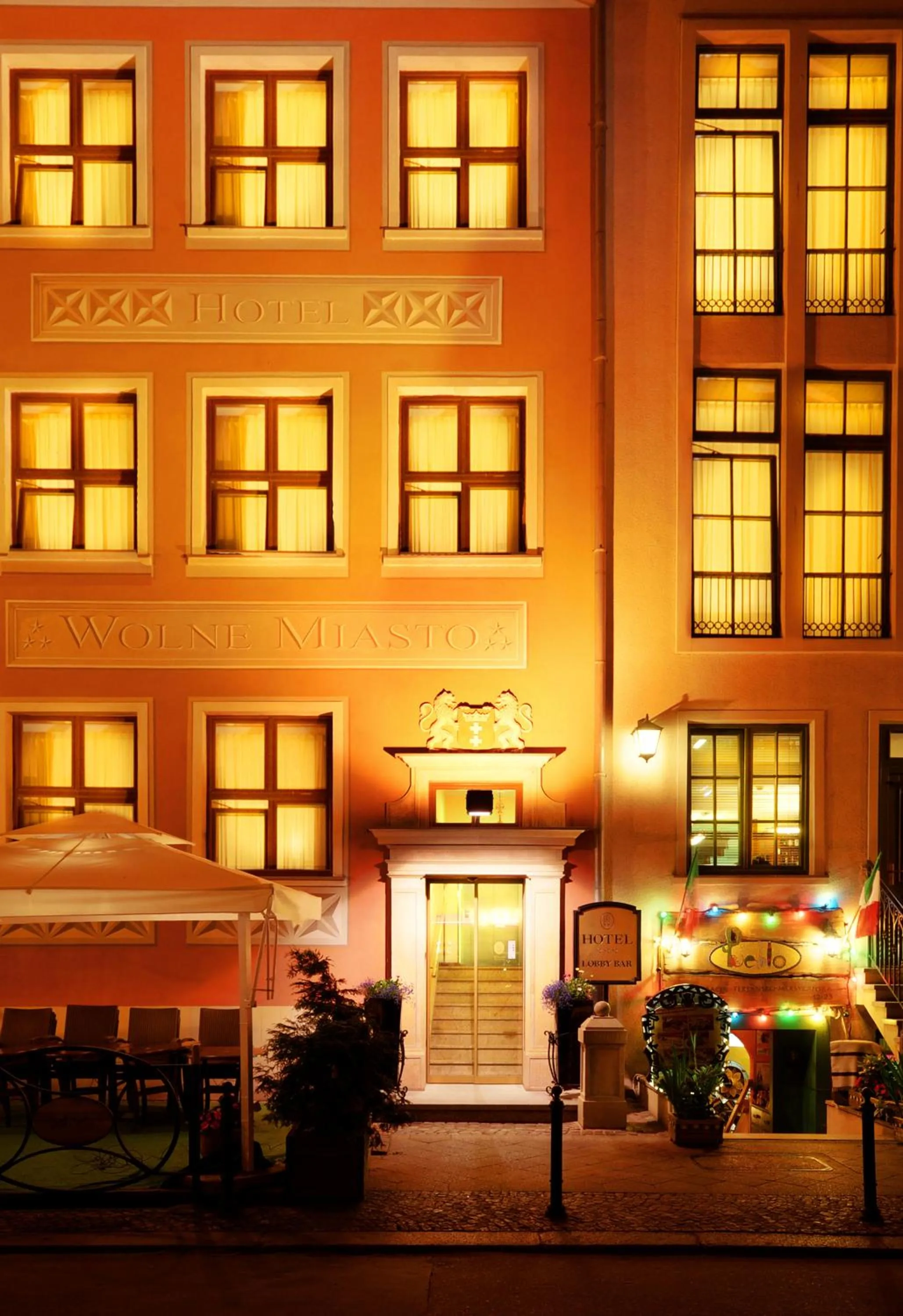 Property building in Hotel Wolne Miasto Old Town Gdańsk