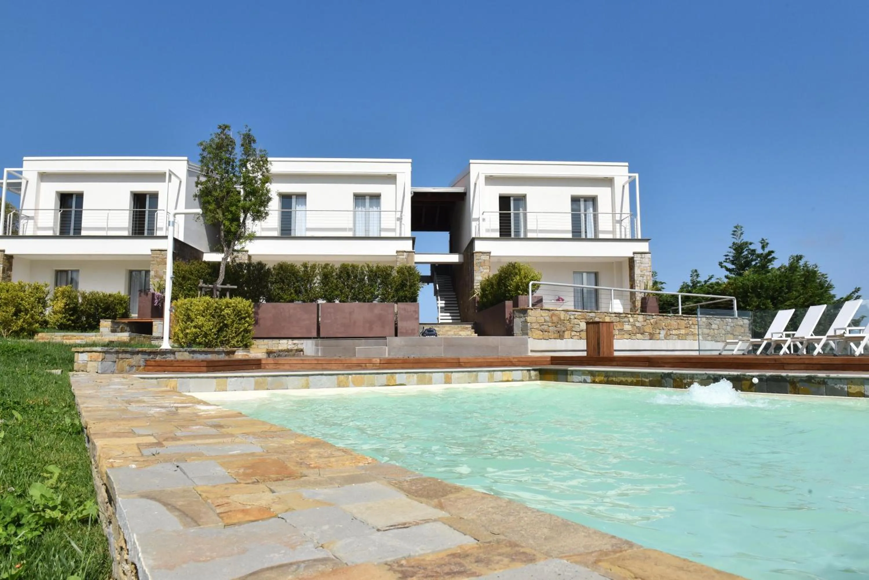 Swimming pool in Torre Difyos