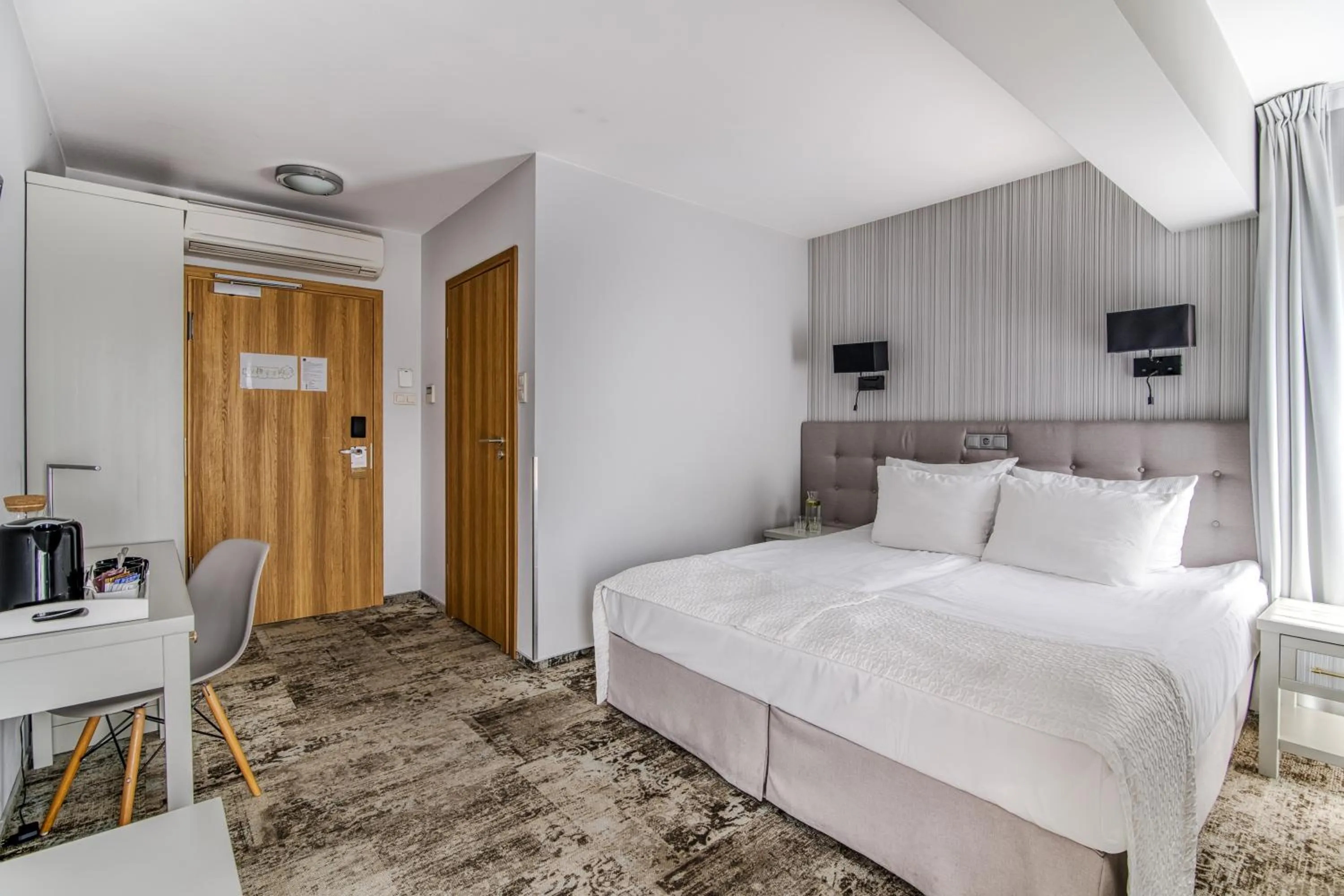 Bedroom, Bed in Hotel Aqua Sopot - Destigo Hotels