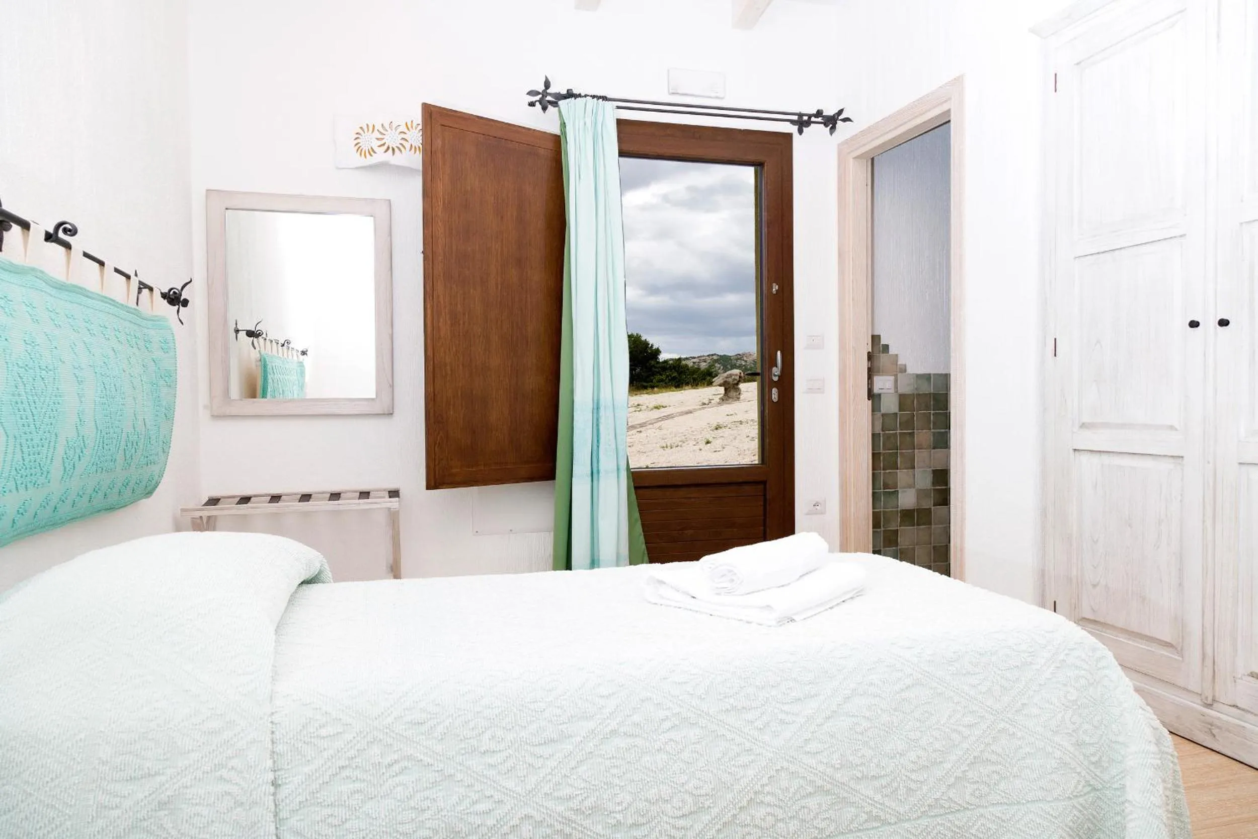 Photo of the whole room, Bed in B&B Terra e Smeralda