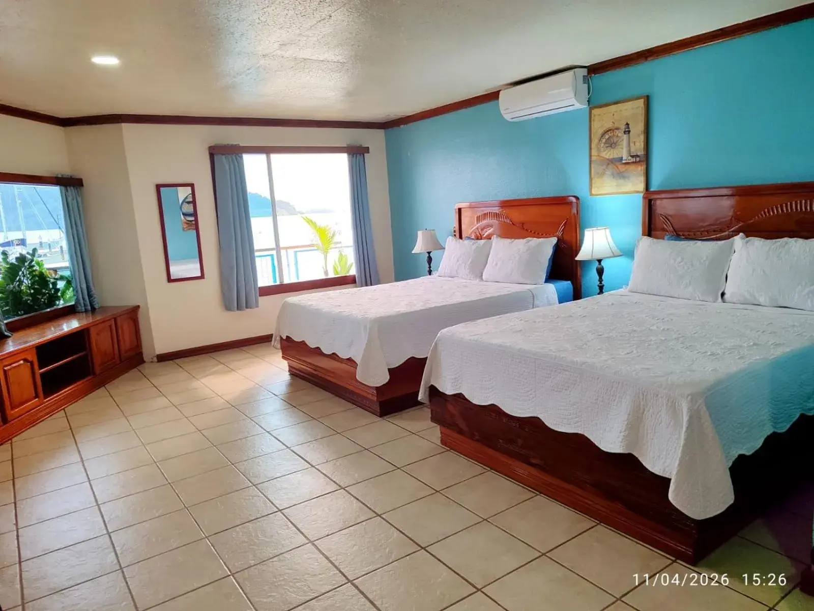 D Suite with Two Queen Beds in Fish Hook Marina Hotel D Suite with Two Queen Beds in Fish Hook Marina Hotel