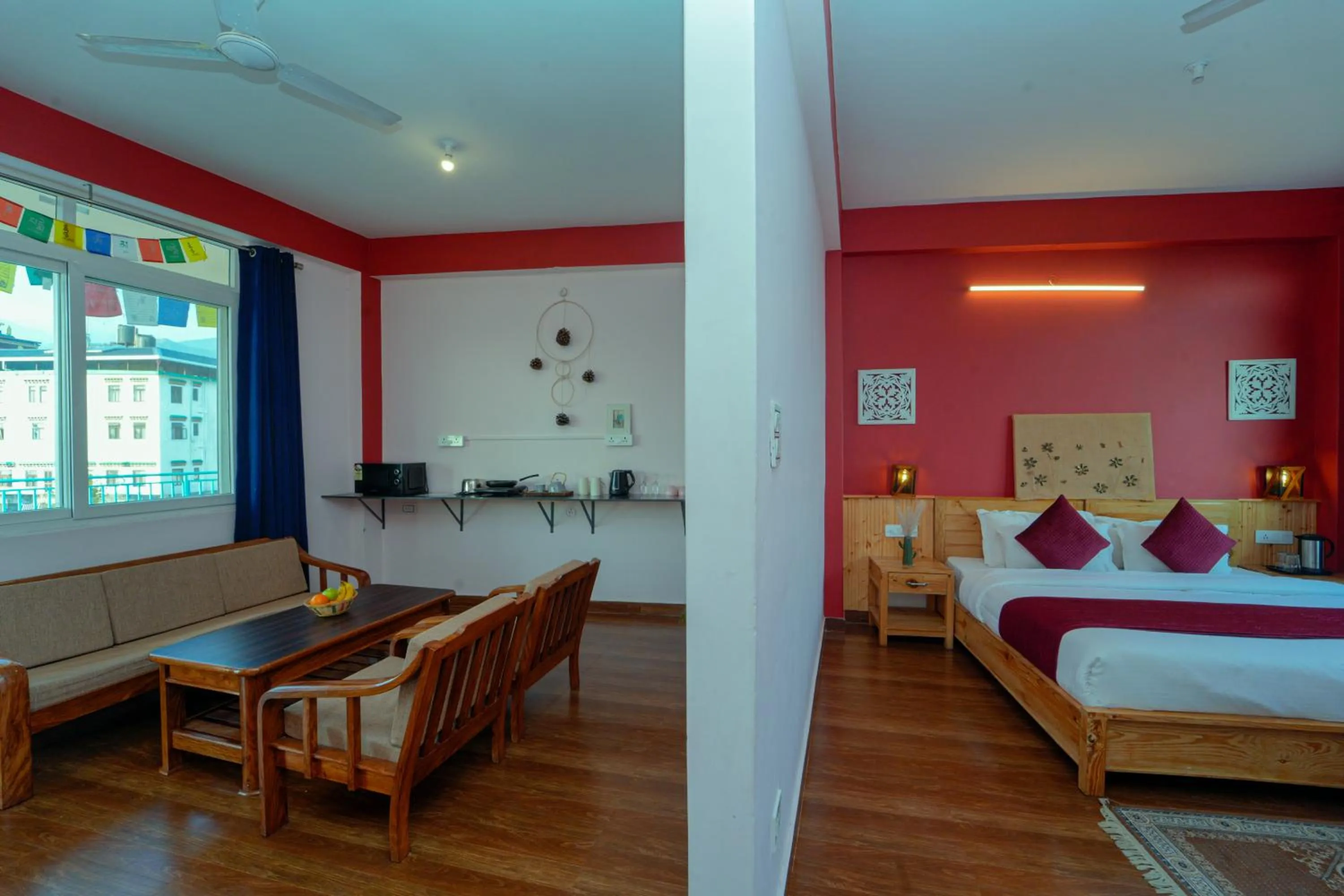 Bed in Chokling ArtHouse - The Treasure of Himalayas