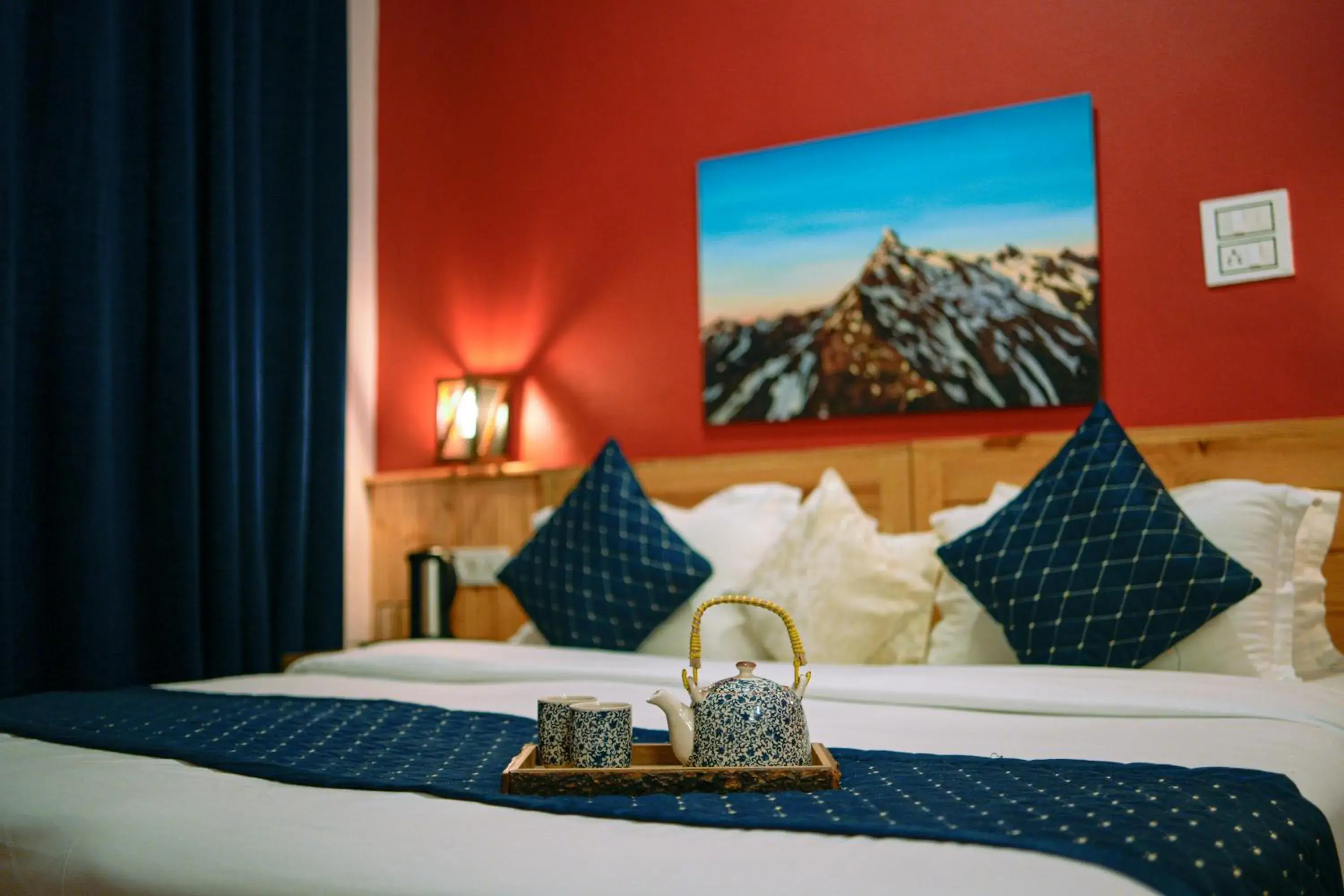 Bed in Chokling ArtHouse - The Treasure of Himalayas Bed in Chokling ArtHouse - The Treasure of Himalayas