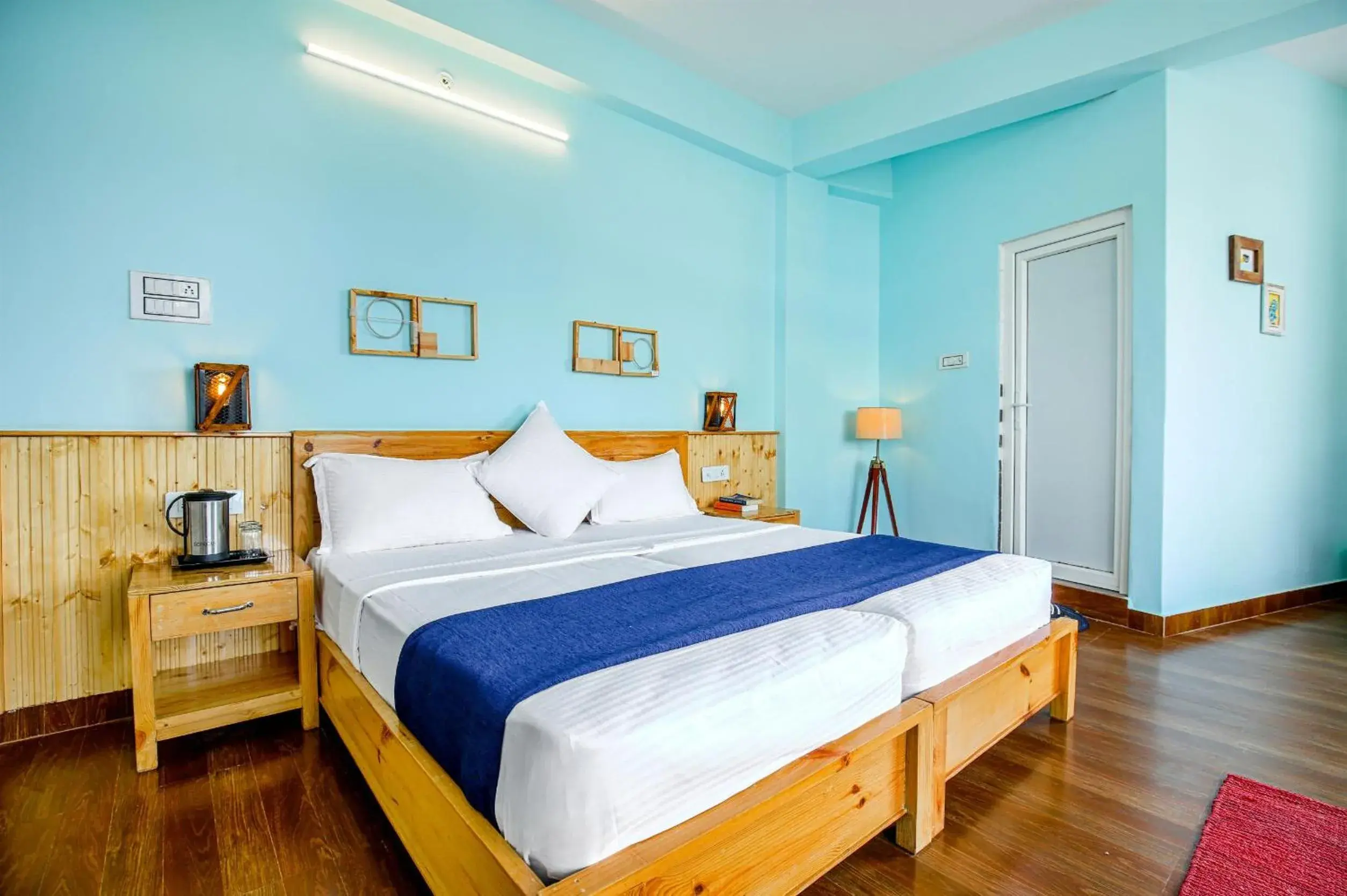 Bed in Chokling ArtHouse - The Treasure of Himalayas Bed in Chokling ArtHouse - The Treasure of Himalayas