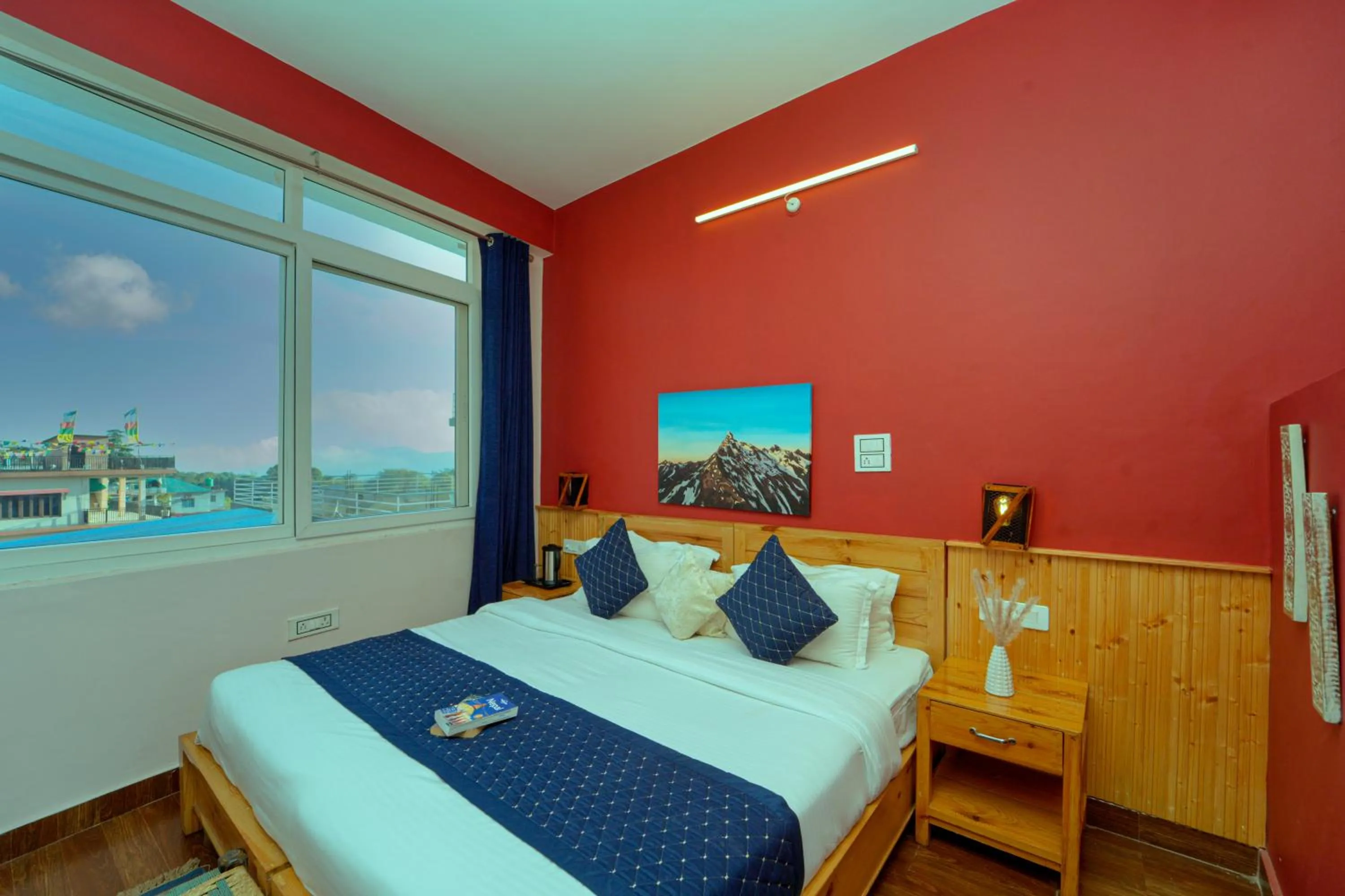 TV and multimedia, Bed in Chokling ArtHouse - The Treasure of Himalayas