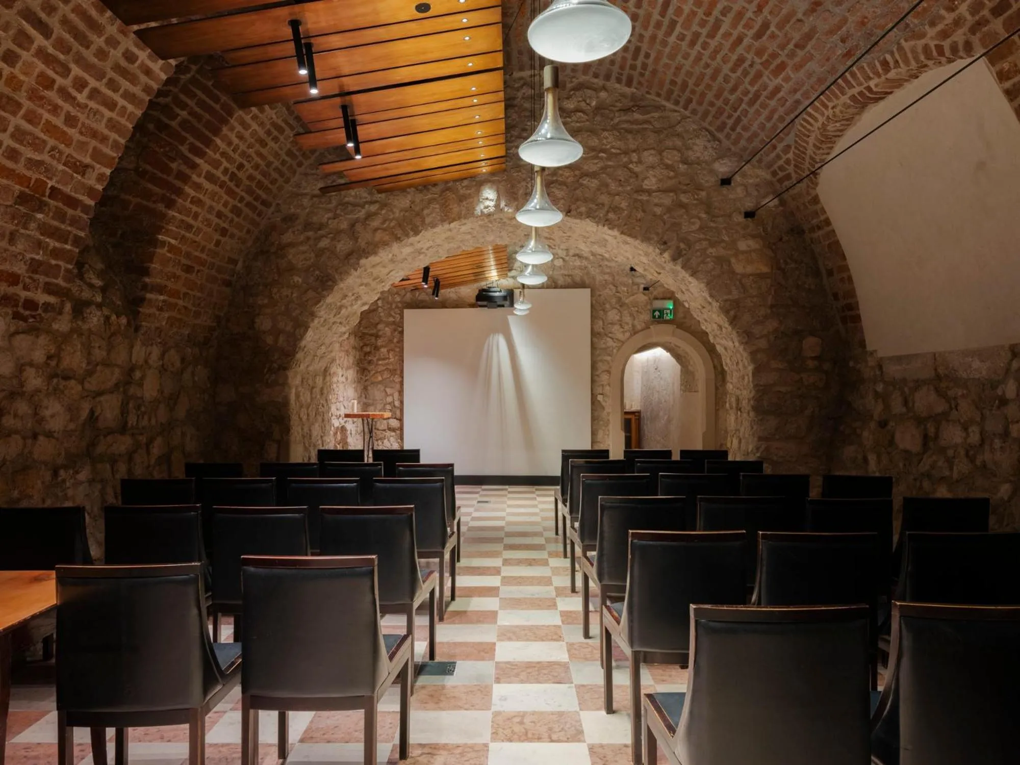 Meeting/conference room in Hotel Pod Różą
