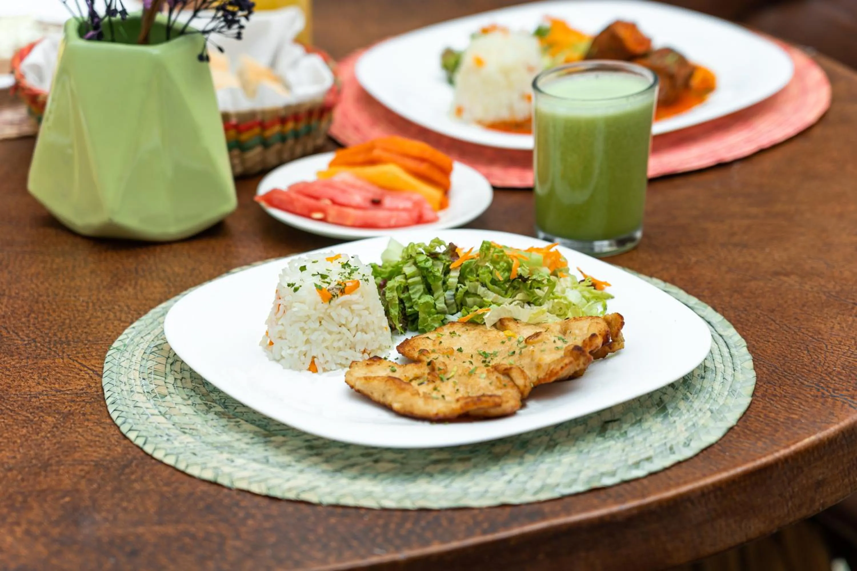 Food and drinks in Hotel Meson de Isabel