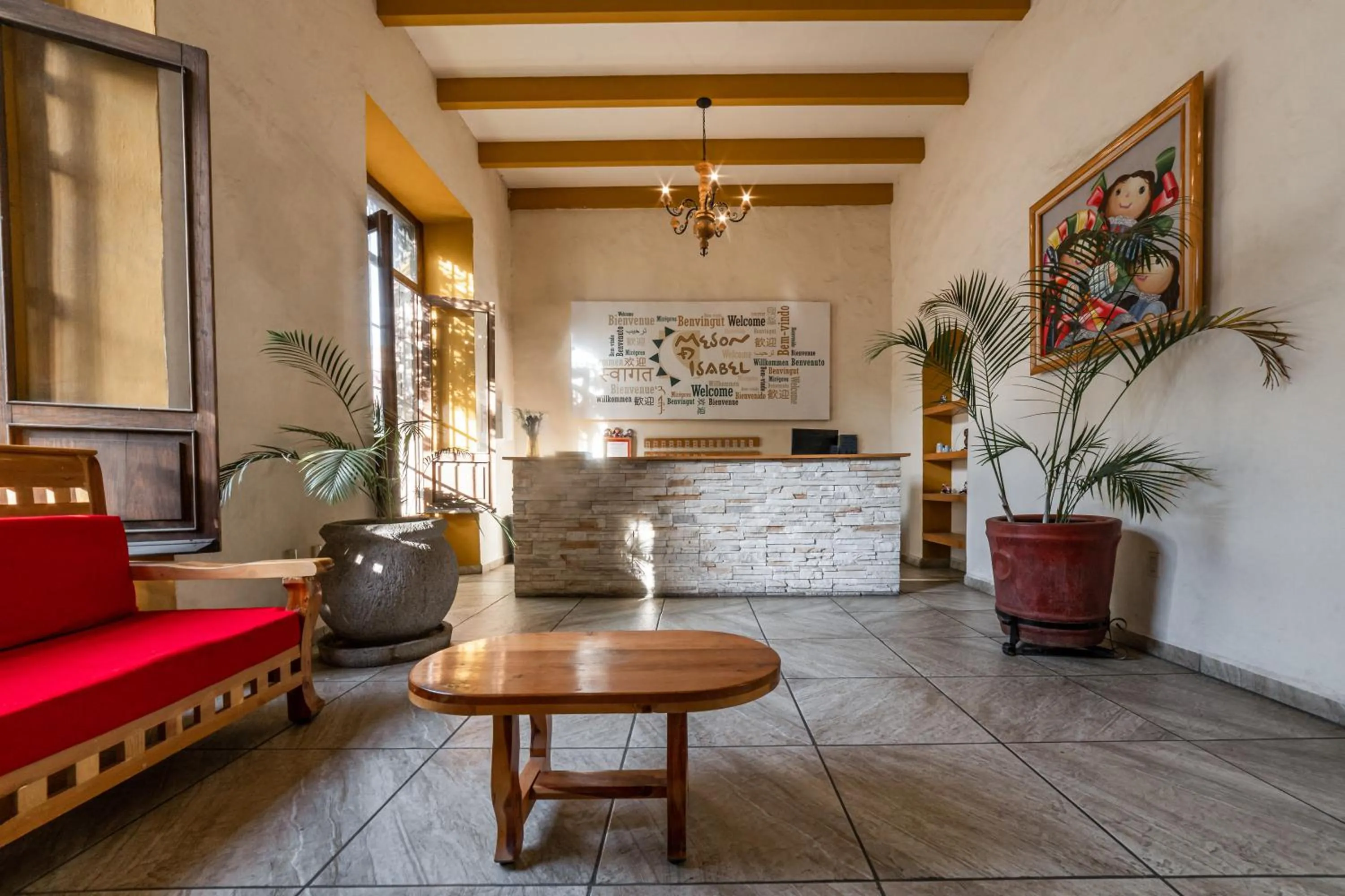 Lobby or reception in Hotel Meson de Isabel