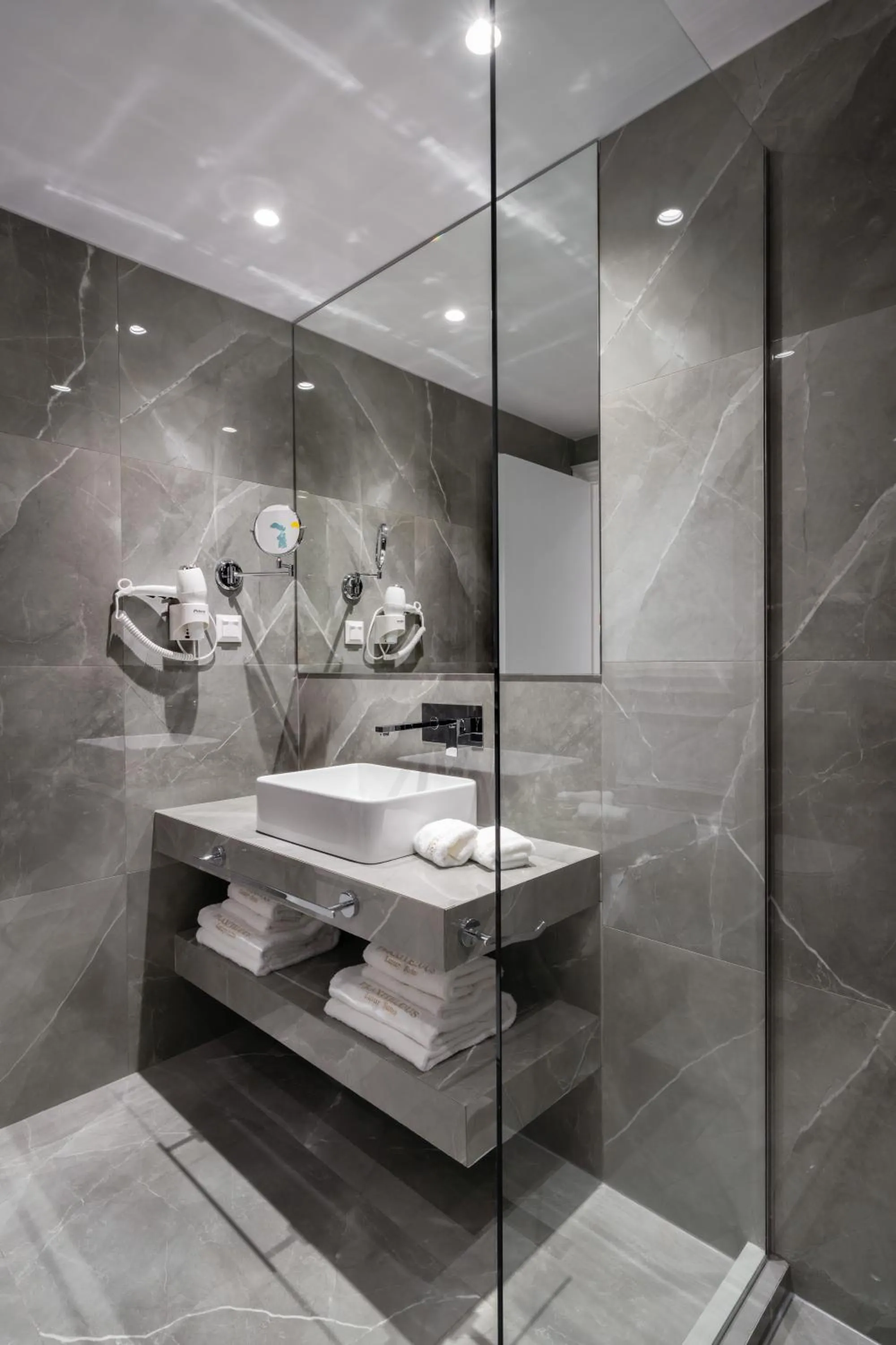 Bathroom in Praxitelous Luxury Suites