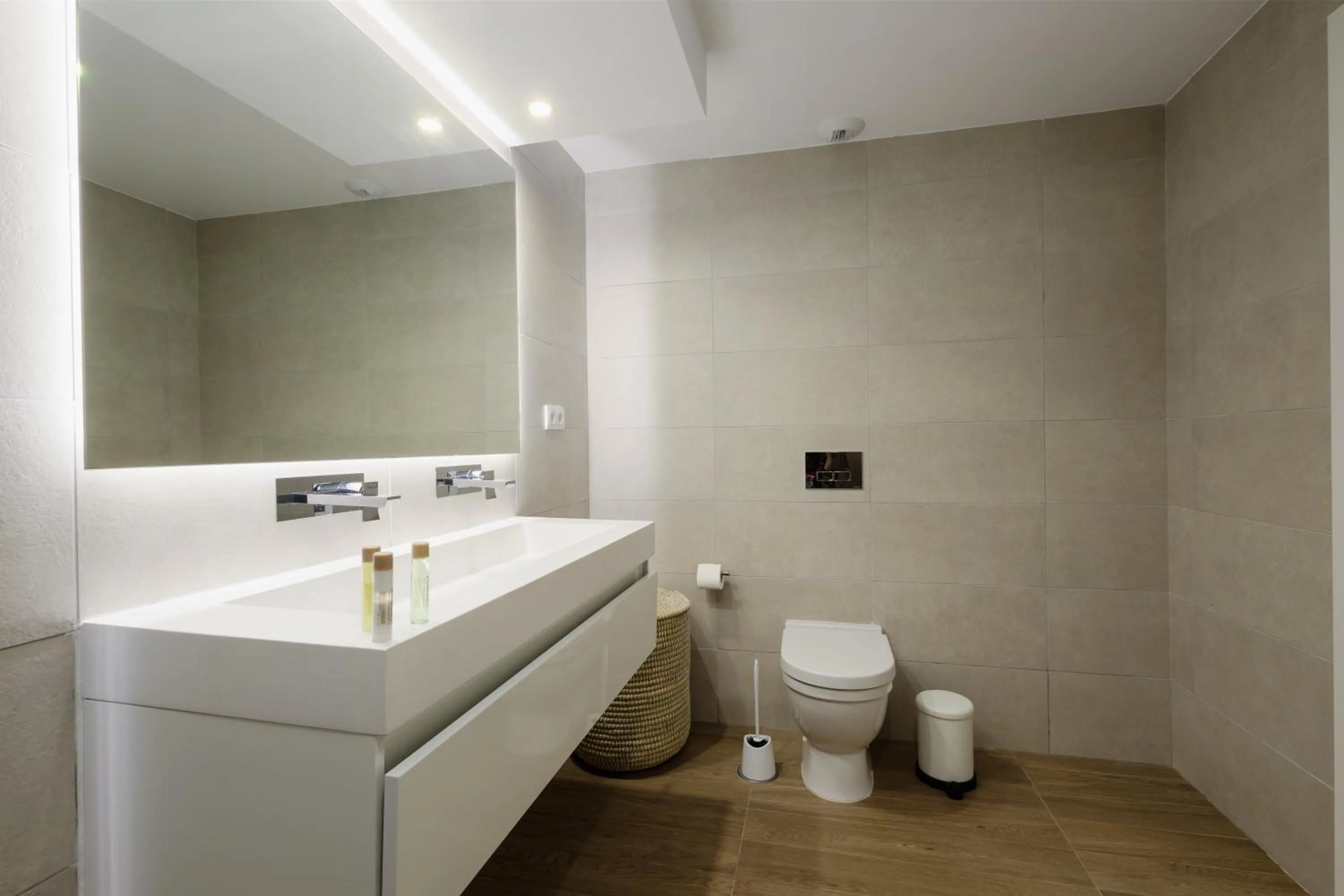 Bathroom in Luxury holiday apartment with 2 bedrooms in Cancelada