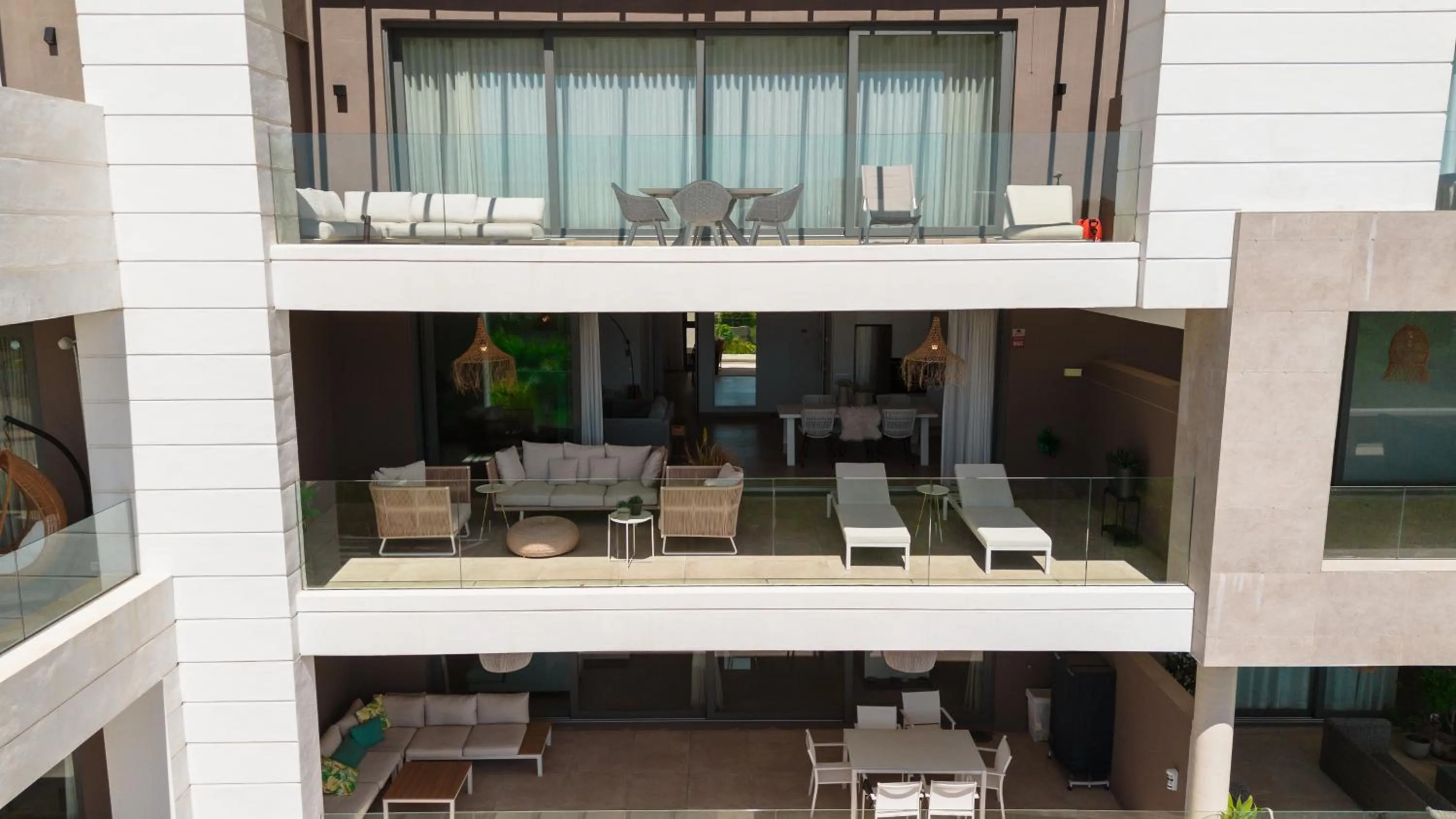 Day in Luxury holiday apartment with 2 bedrooms in Cancelada