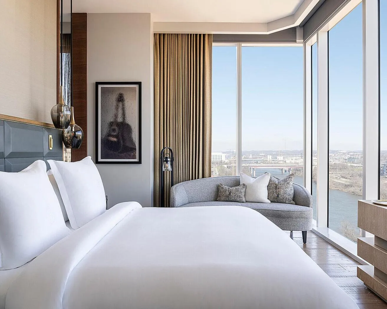 Bedroom, Bed in Four Seasons Hotel Nashville