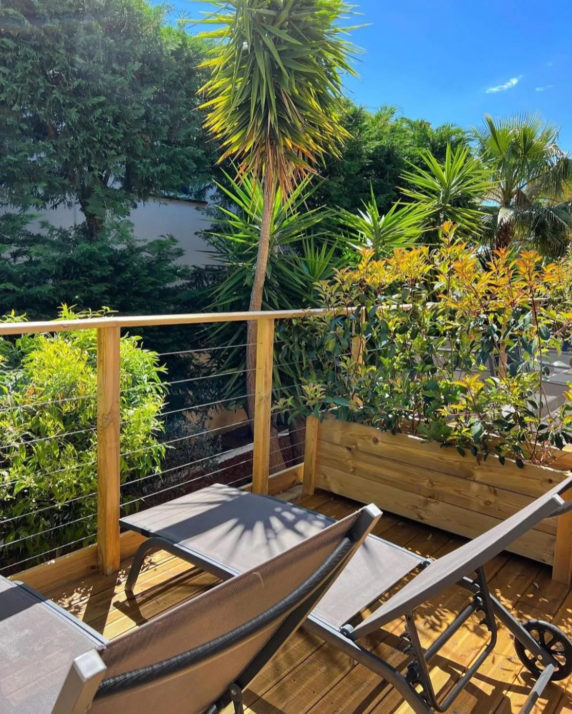 Triple Room with Terrace and Garden View in HOTEL LA QUIETUDE