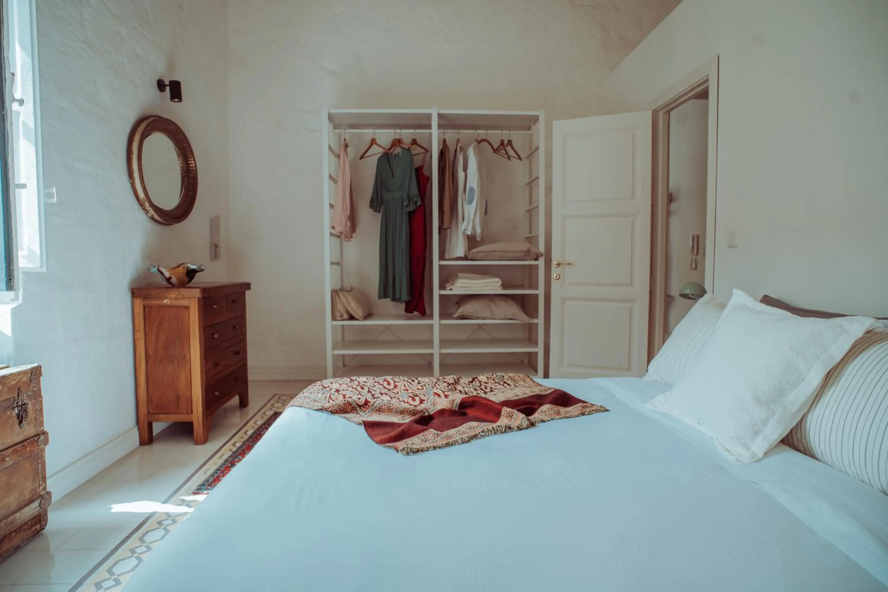 Bed in Santa Margerita Palazzino Apartment