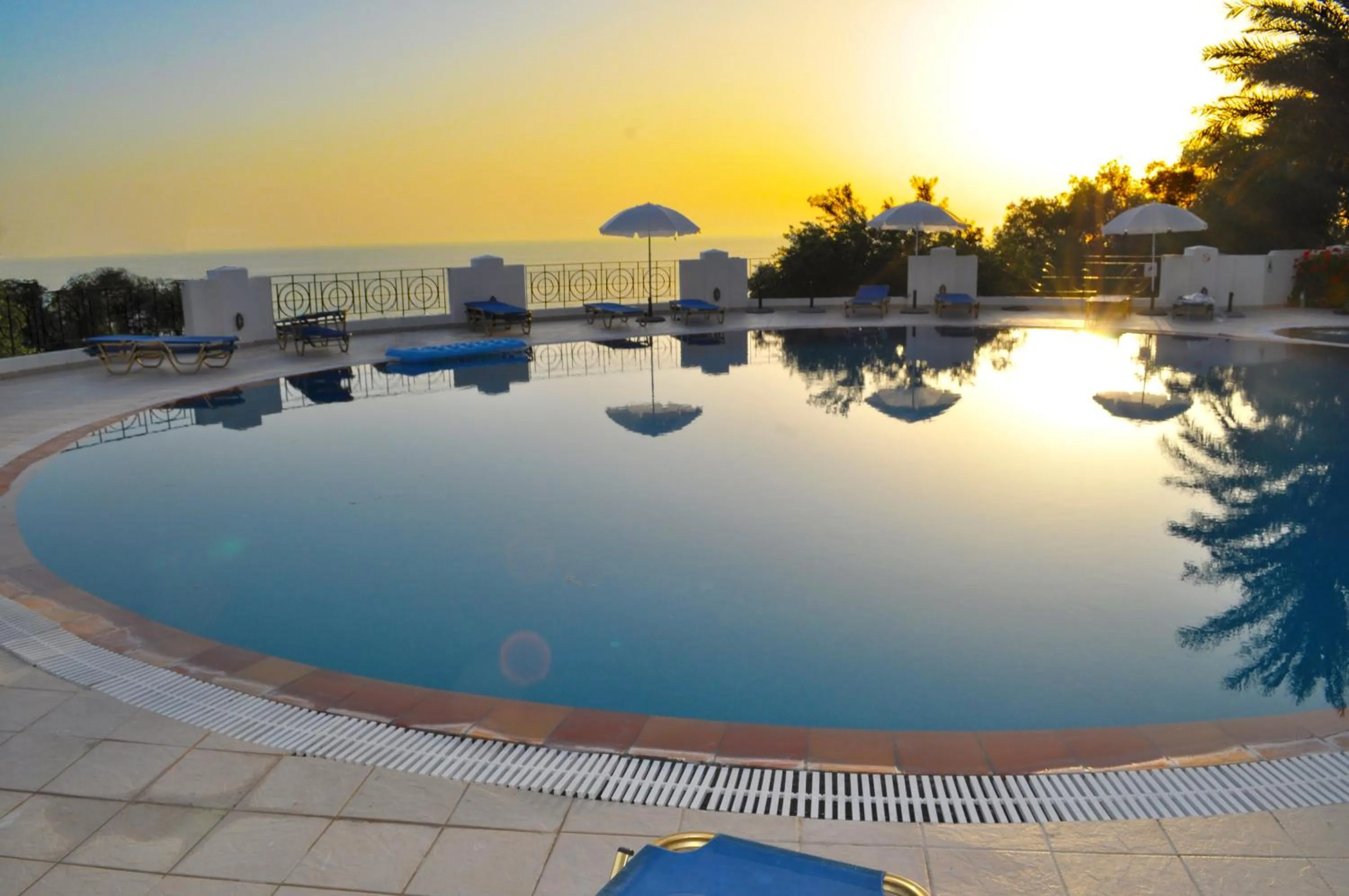 Beautiful Holiday Apartments Maria with amazing pool - Agios Gordios Beach