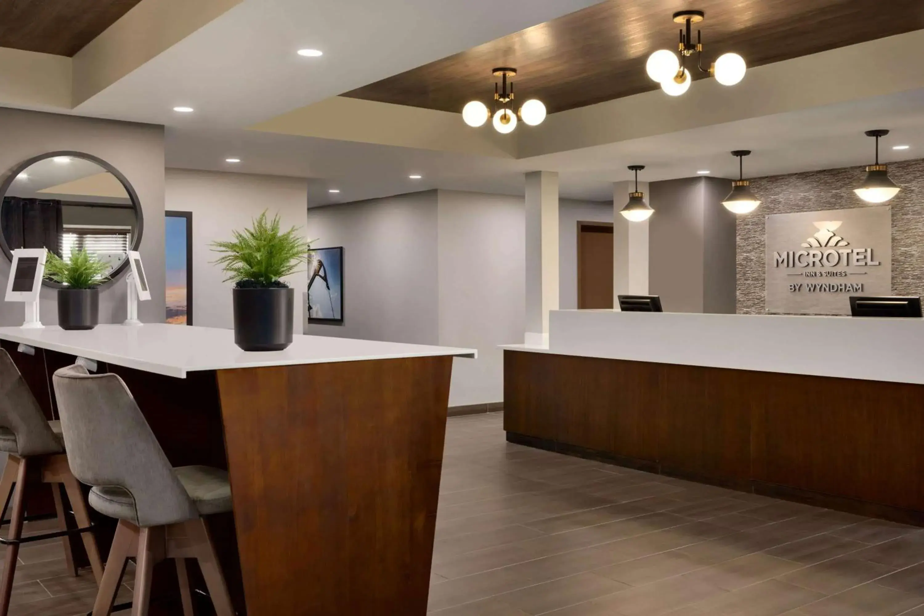 Lobby or reception in Microtel Inn and Suites by Wyndham Weyburn Lobby or reception in Microtel Inn and Suites by Wyndham Weyburn