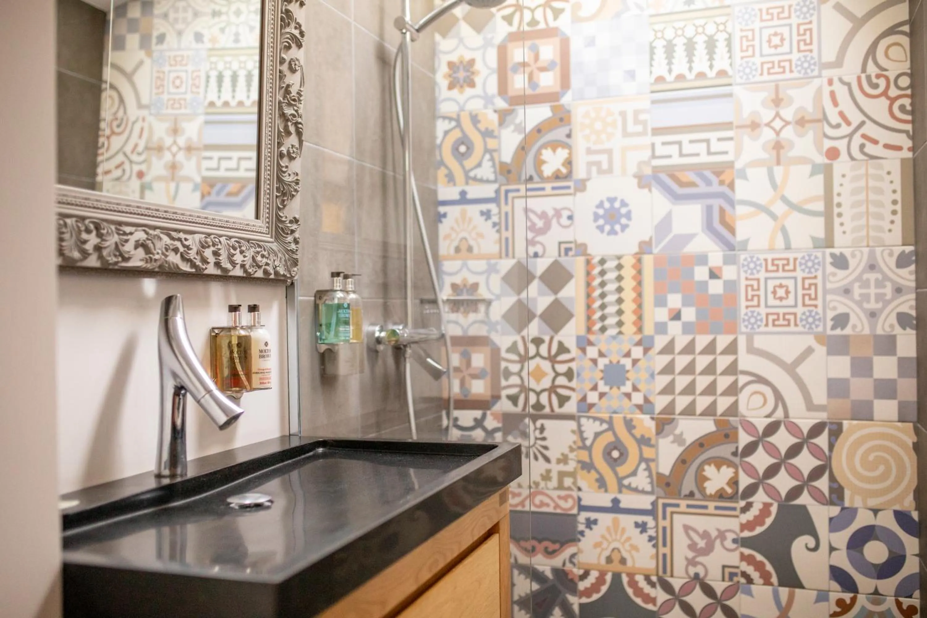 Bathroom in Le Mas des Romarins, FAYENCE