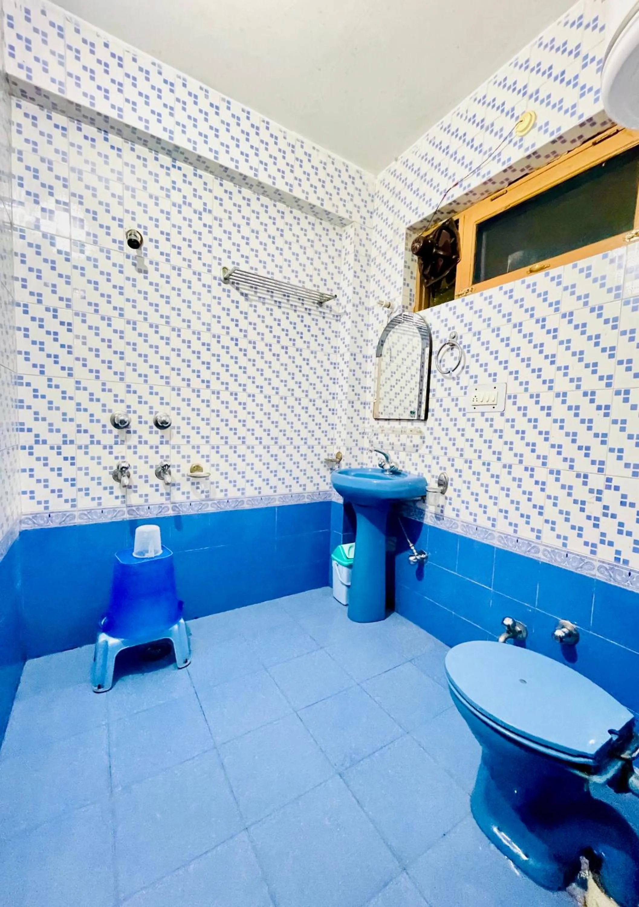 Toilet in Grand view lodge and Restaurant Dharamshala - Partial Prepayment required to confirm booking
