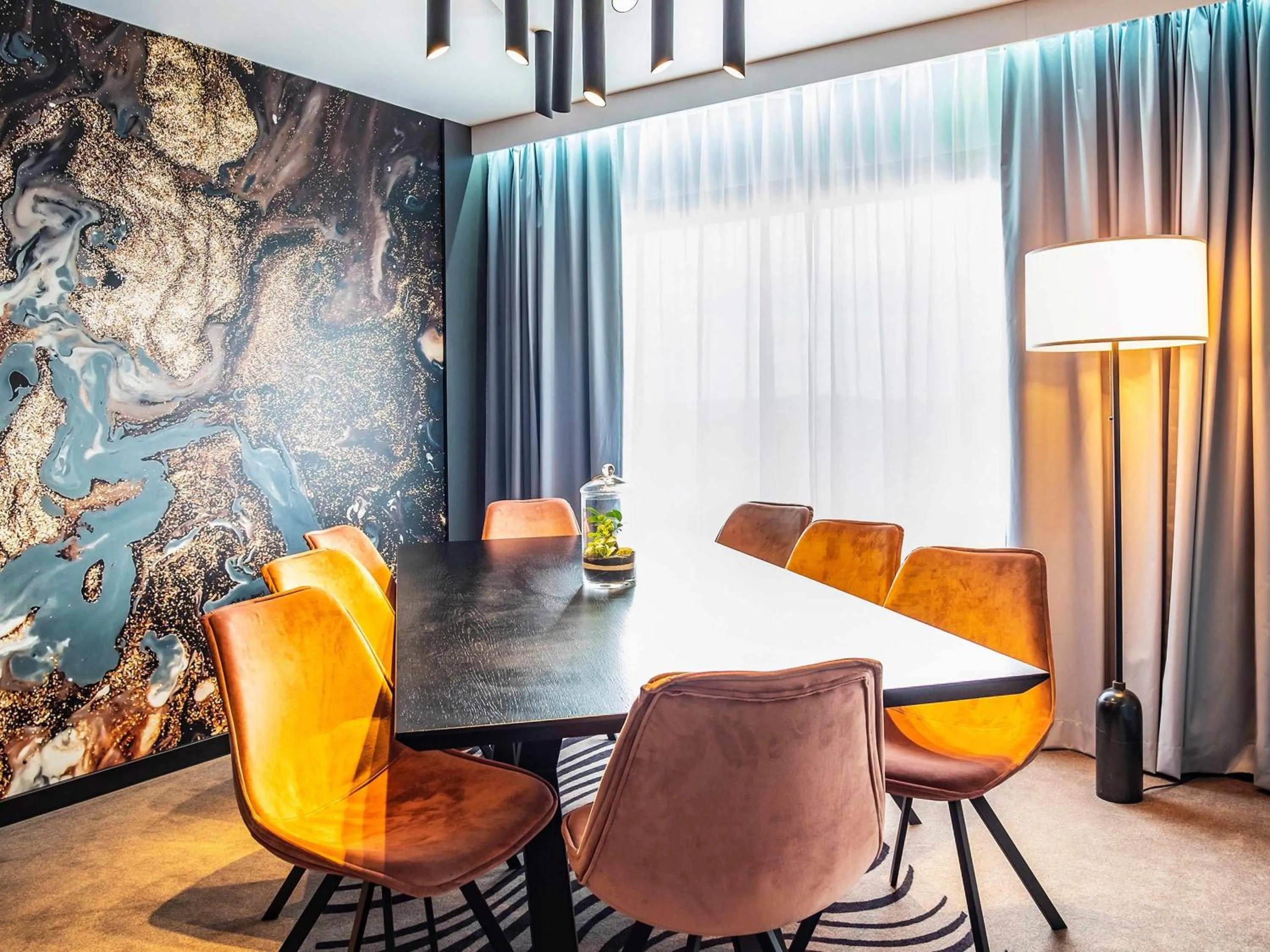 Photo of the whole room in Novotel Katowice Centrum