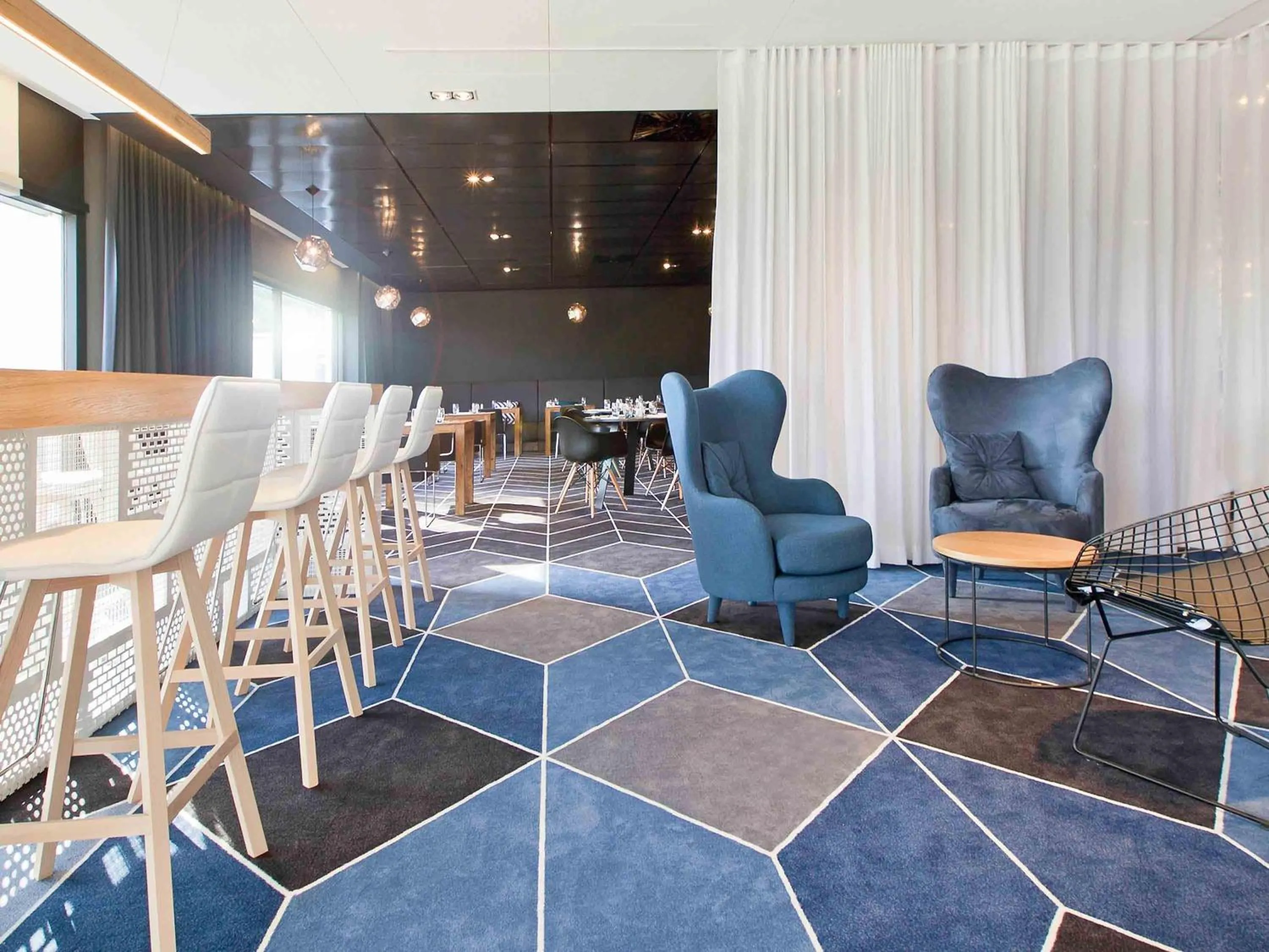 Restaurant/places to eat in Novotel Katowice Centrum