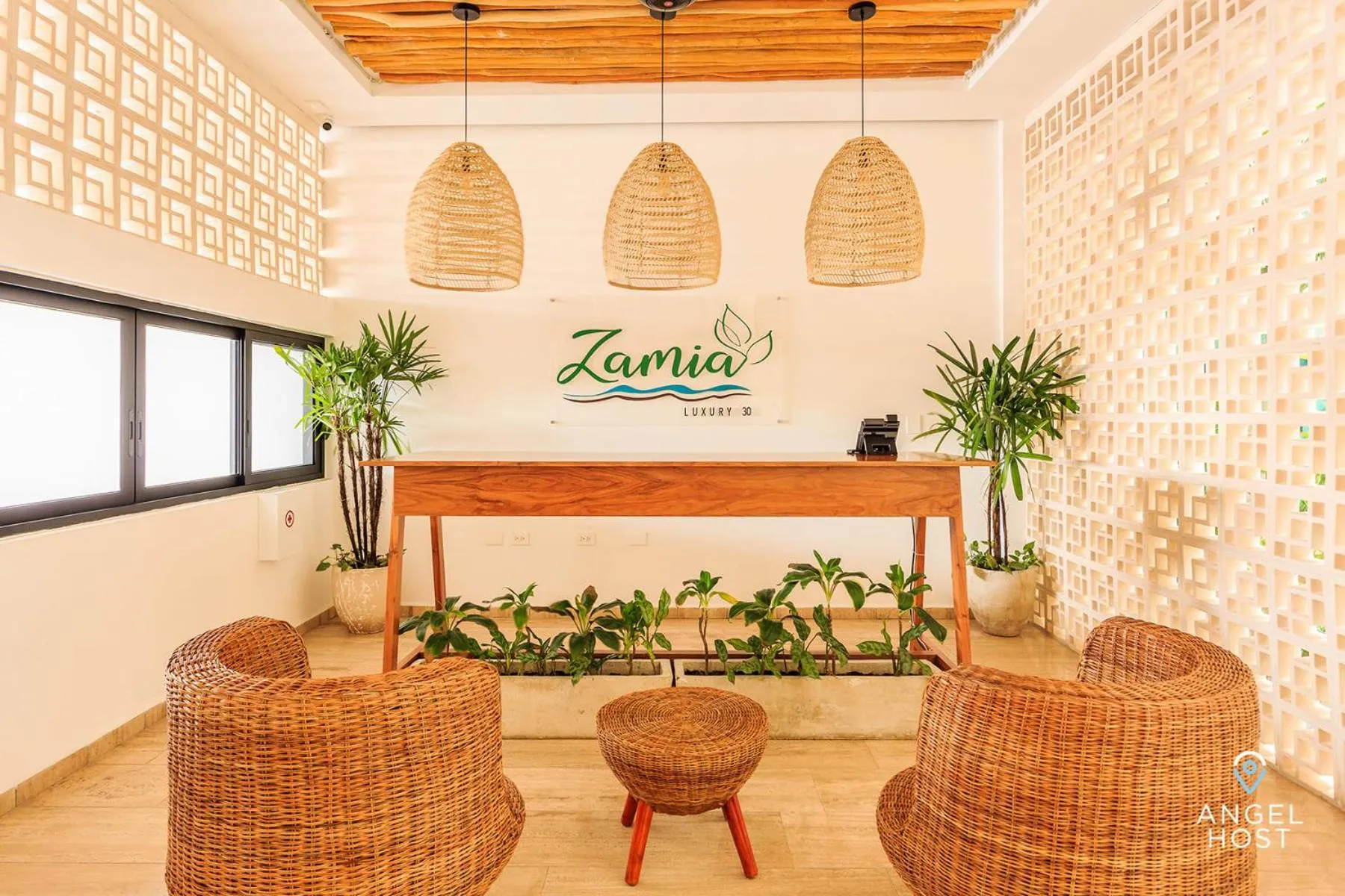 Lobby or reception in Chic Condotel with Roof Pool 10-Min Walk to Beach