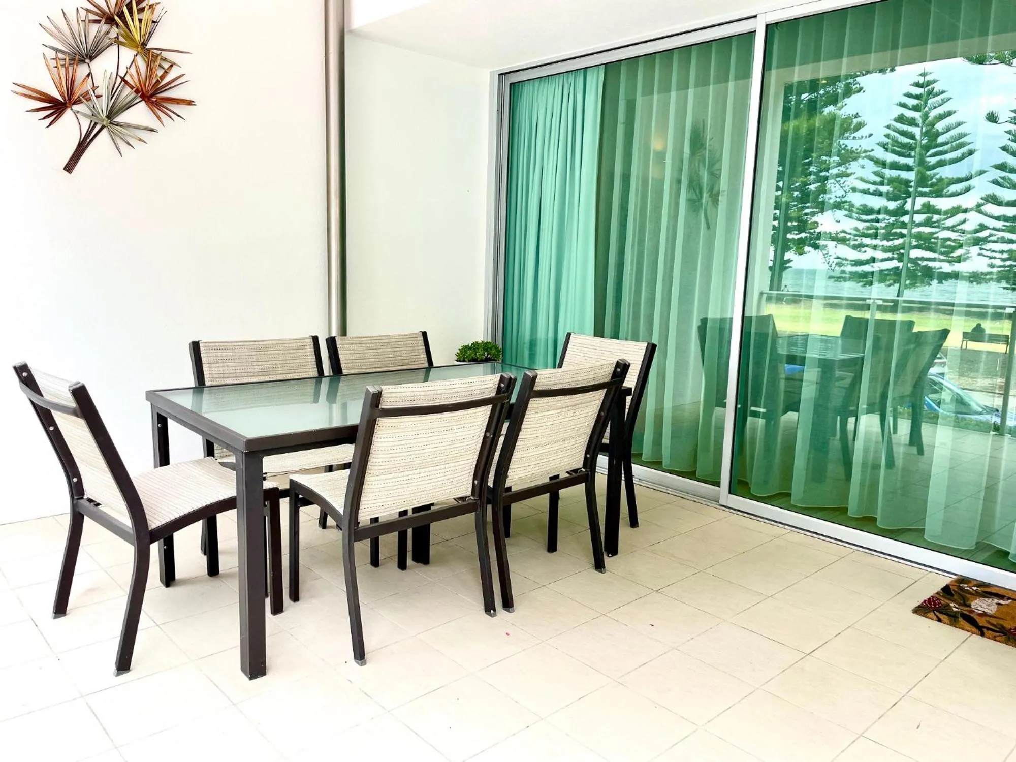 Dining area in Breeze Beachfront Apartment