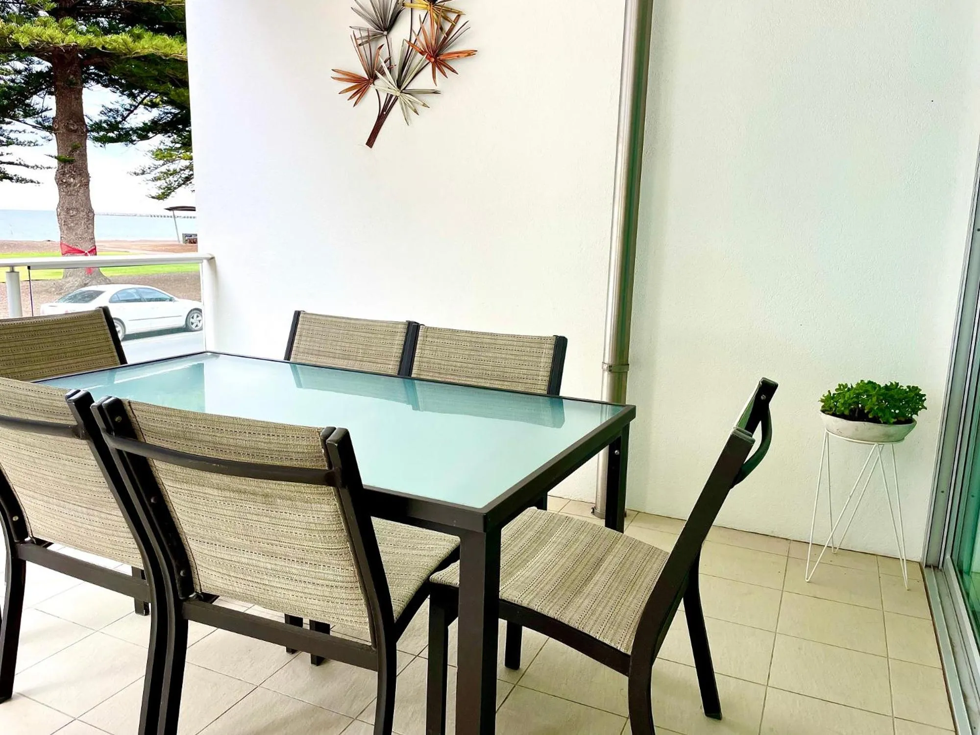 Dining area in Breeze Beachfront Apartment