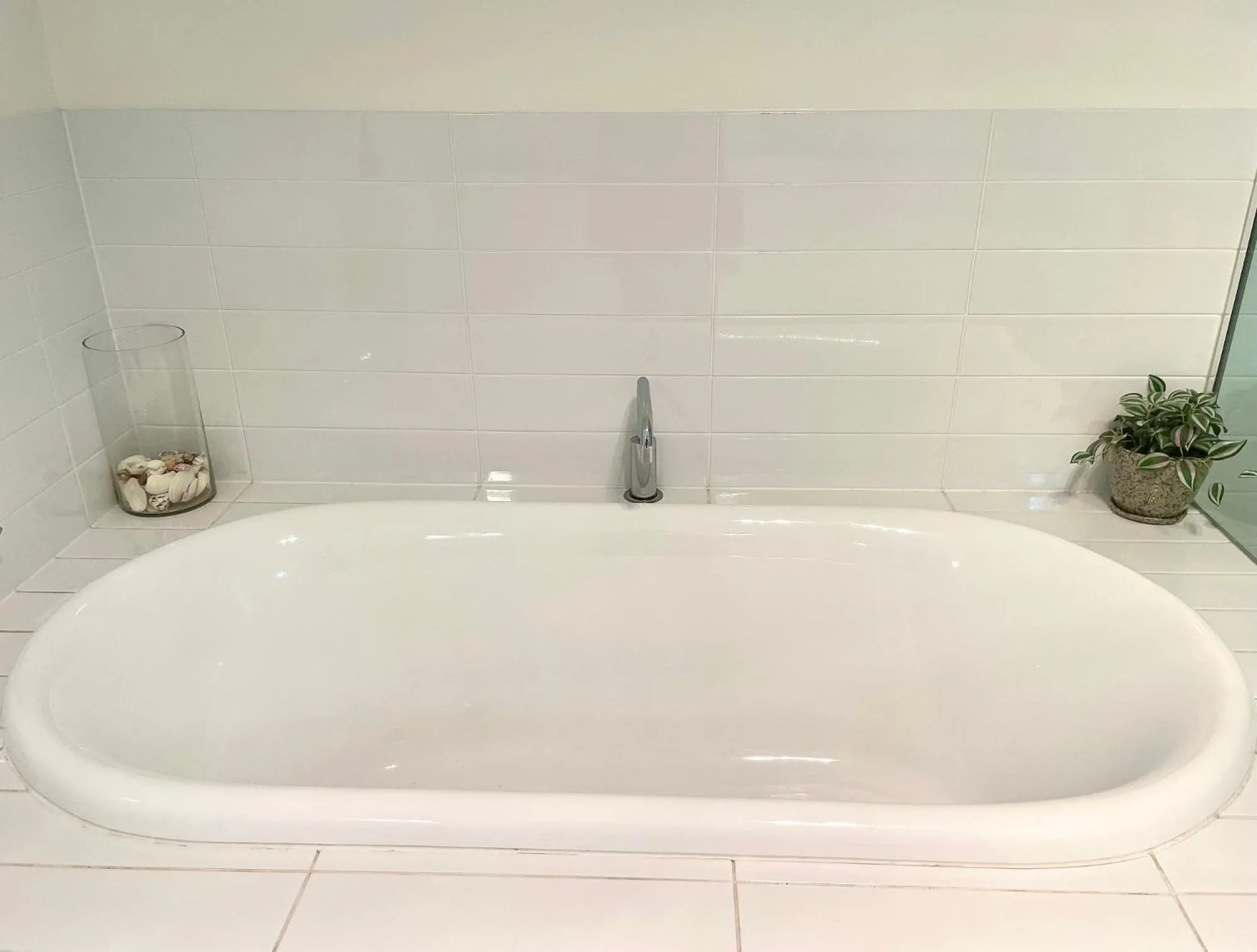 Bathroom in Breeze Beachfront Apartment