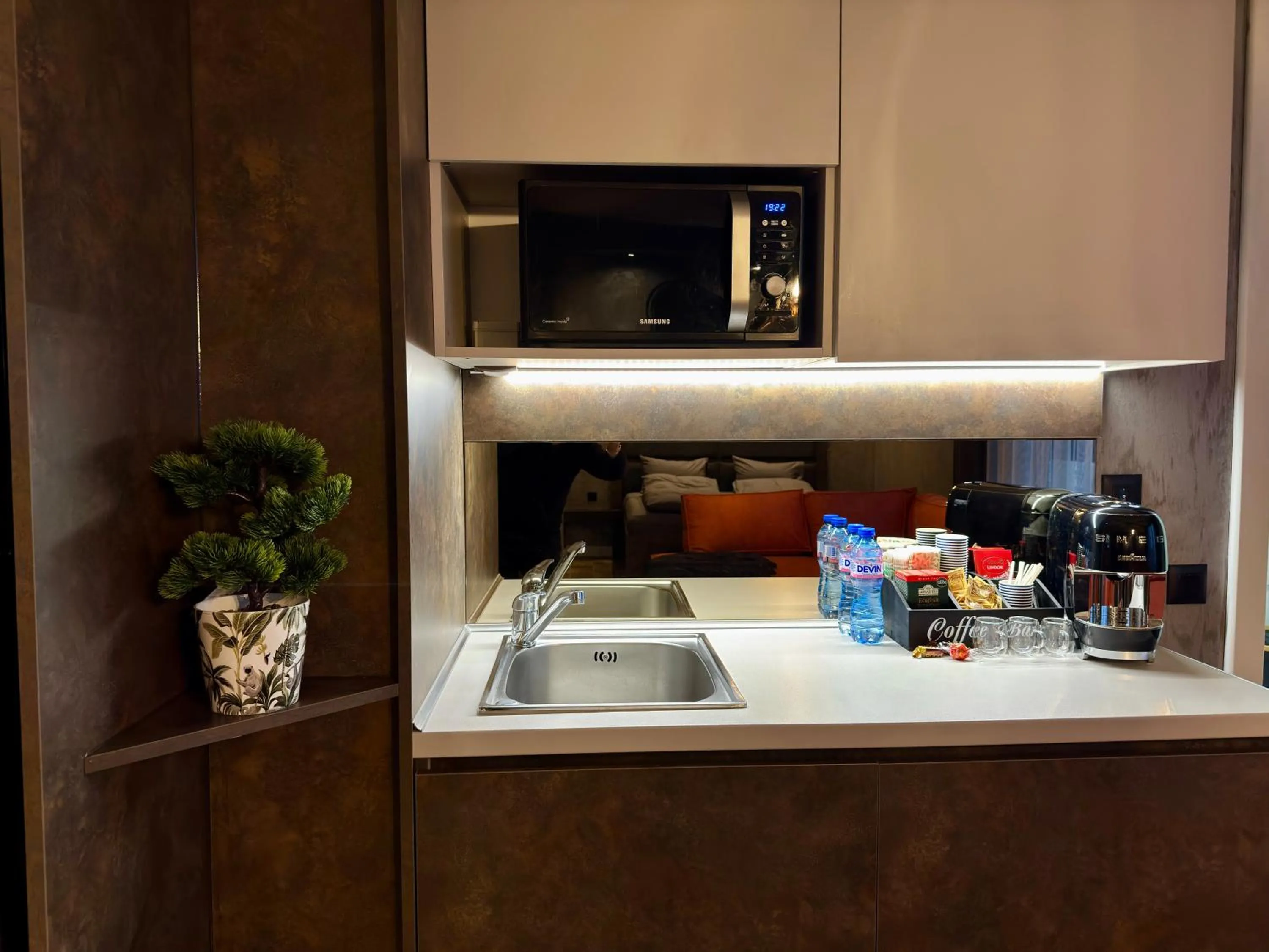 Luxury Apartments Ivon