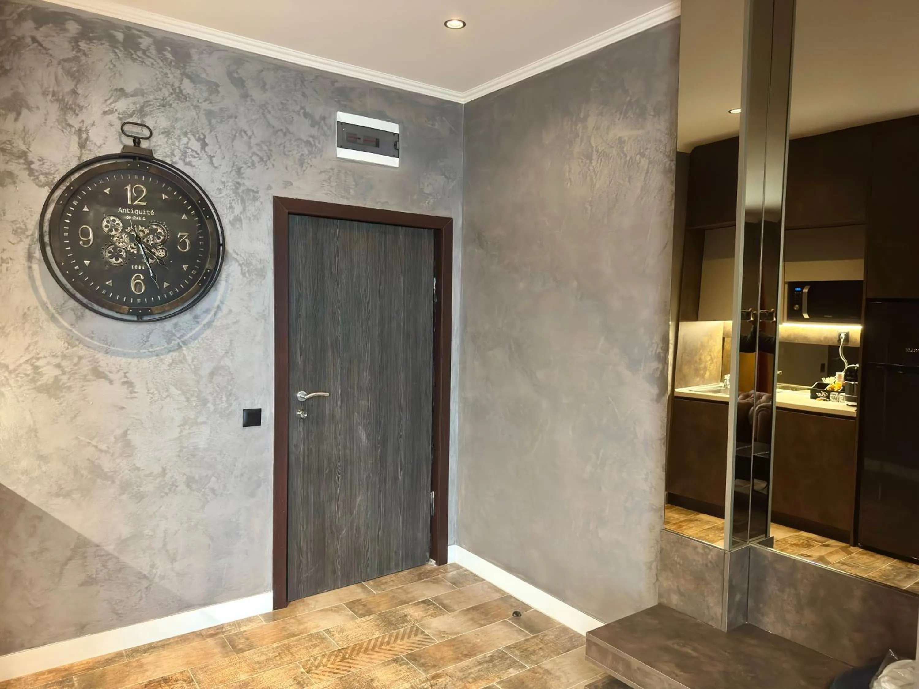 Luxury Apartments Ivon
