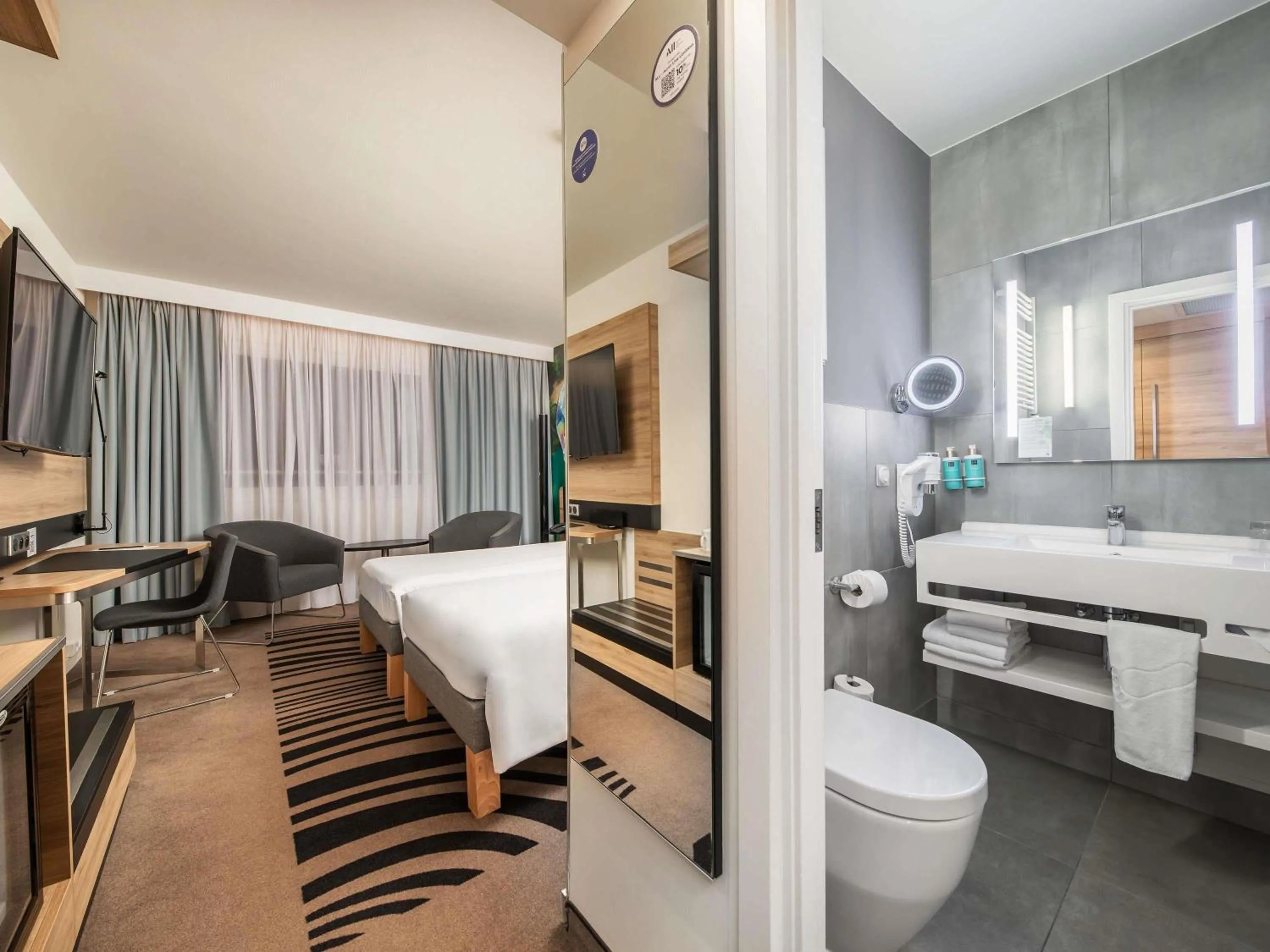 Bedroom, Bed in Novotel Warszawa Centrum