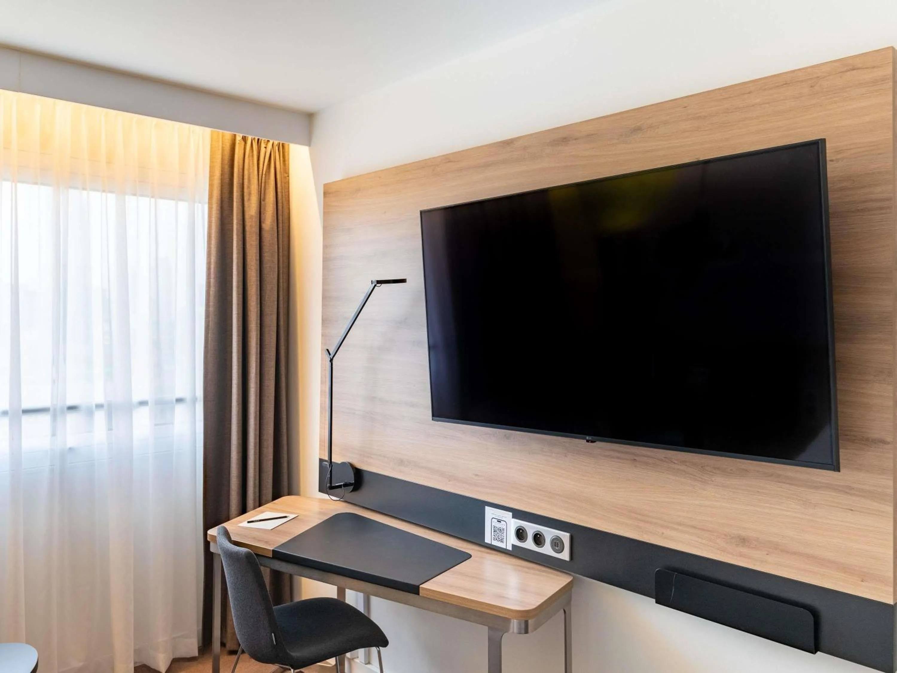 Bedroom in Novotel Warszawa Centrum