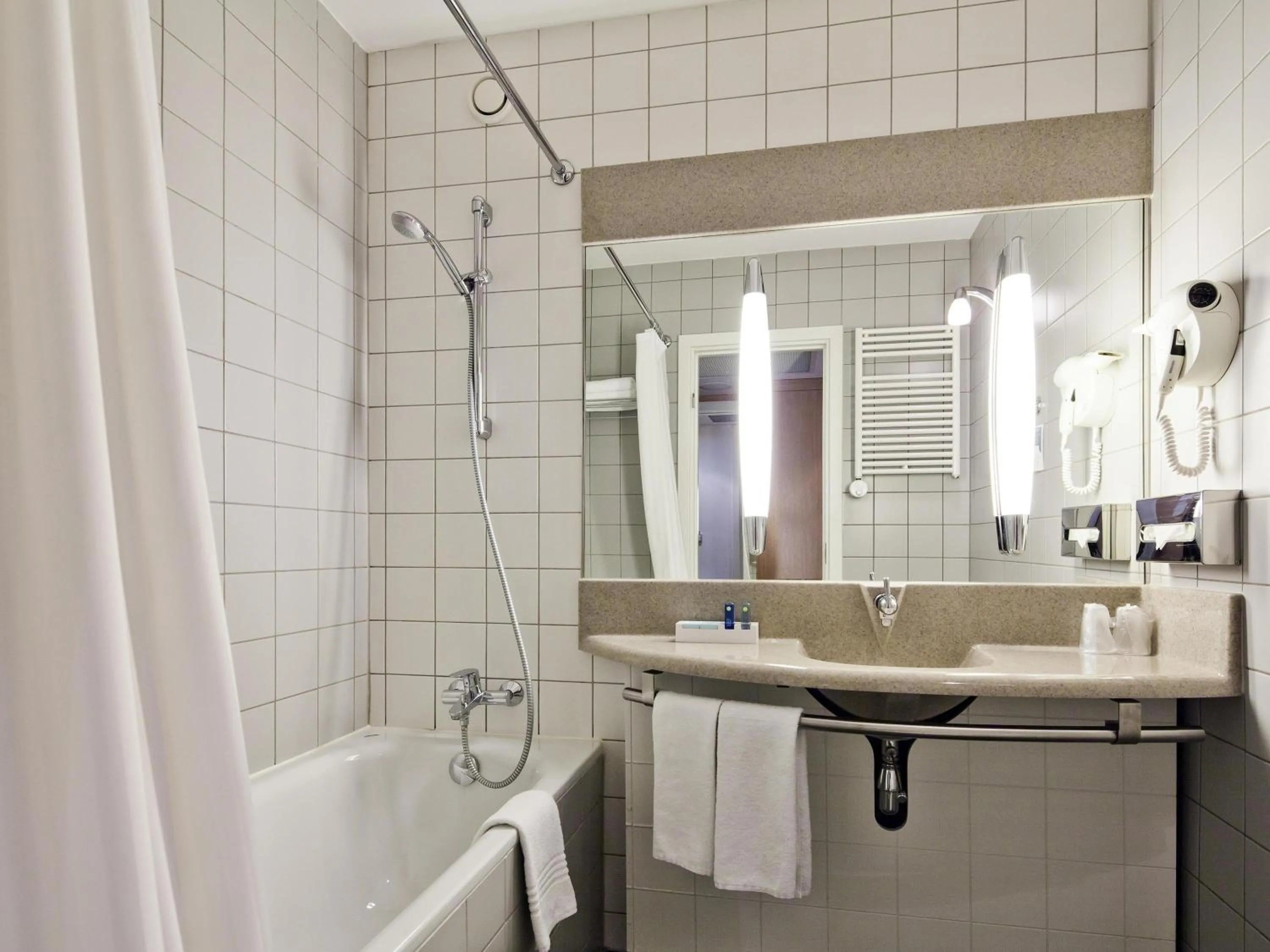 Bedroom in Novotel Warszawa Centrum