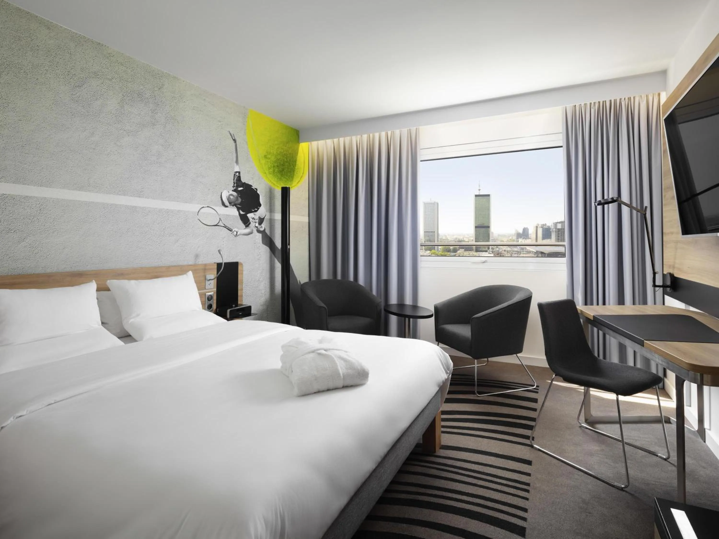 Bedroom, Bed in Novotel Warszawa Centrum