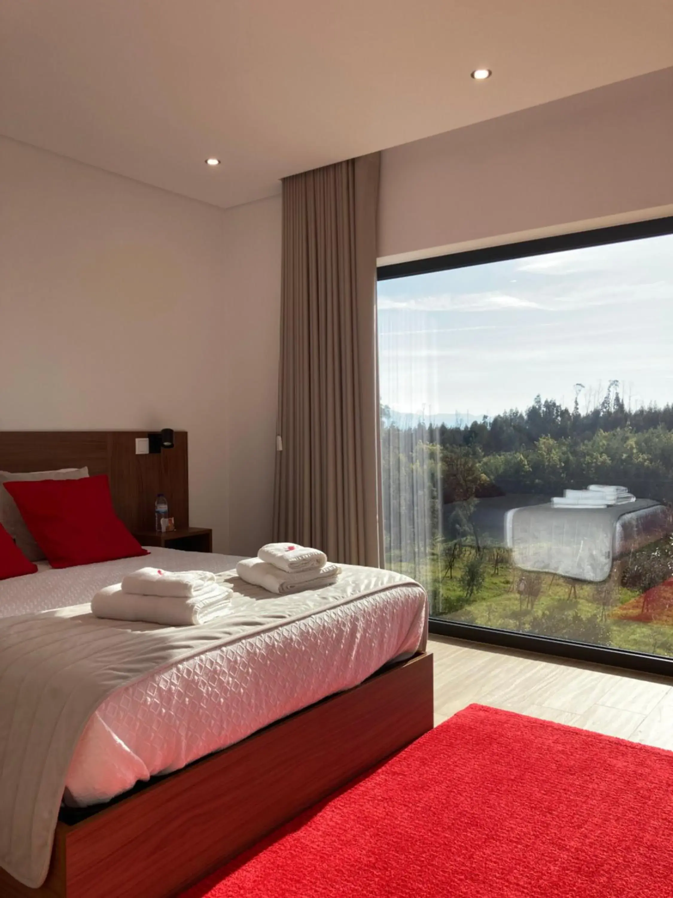Suite with Pool View - single occupancy in Quintinha Silvestre Suite with Pool View - single occupancy in Quintinha Silvestre