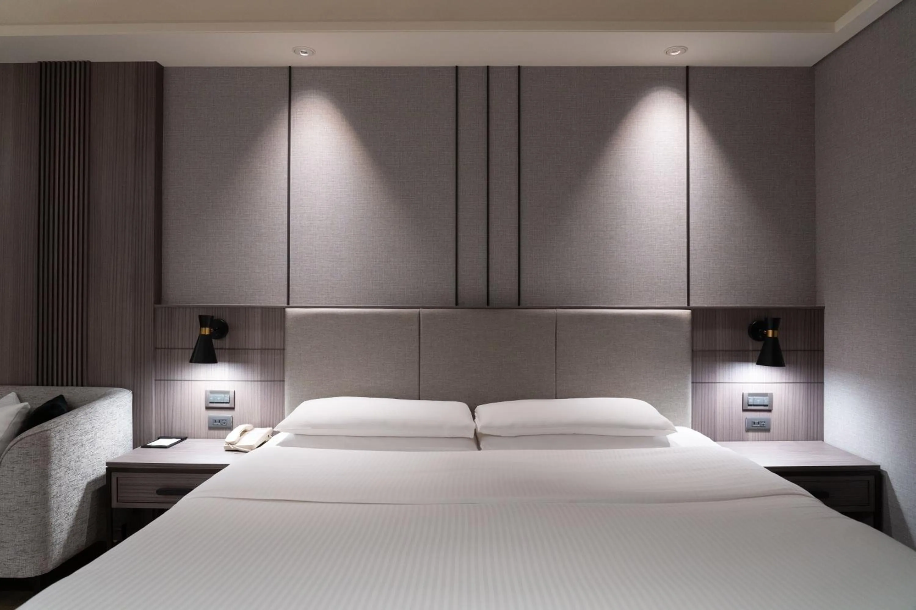 Bed in E-DA Royal Hotel