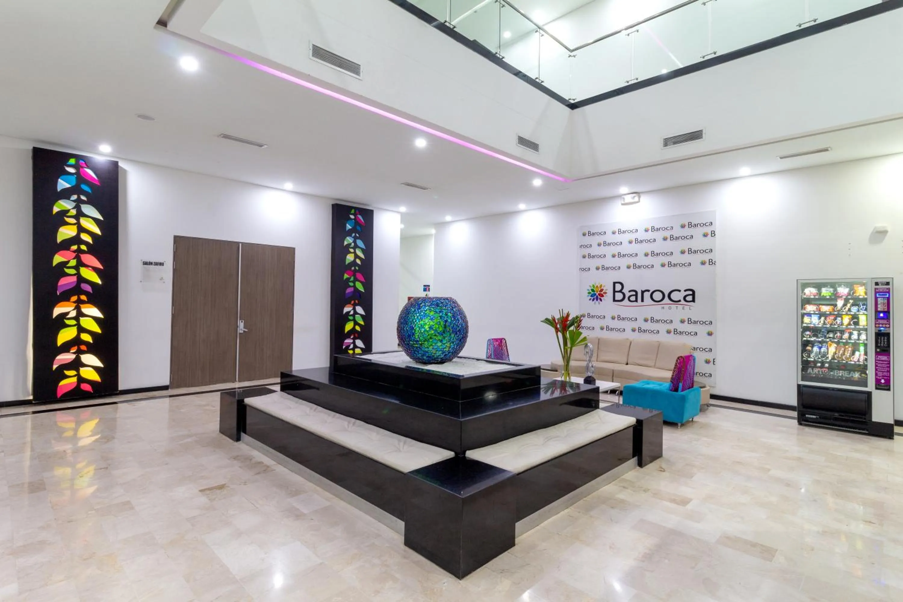 Shopping Area in Hotel Baroca