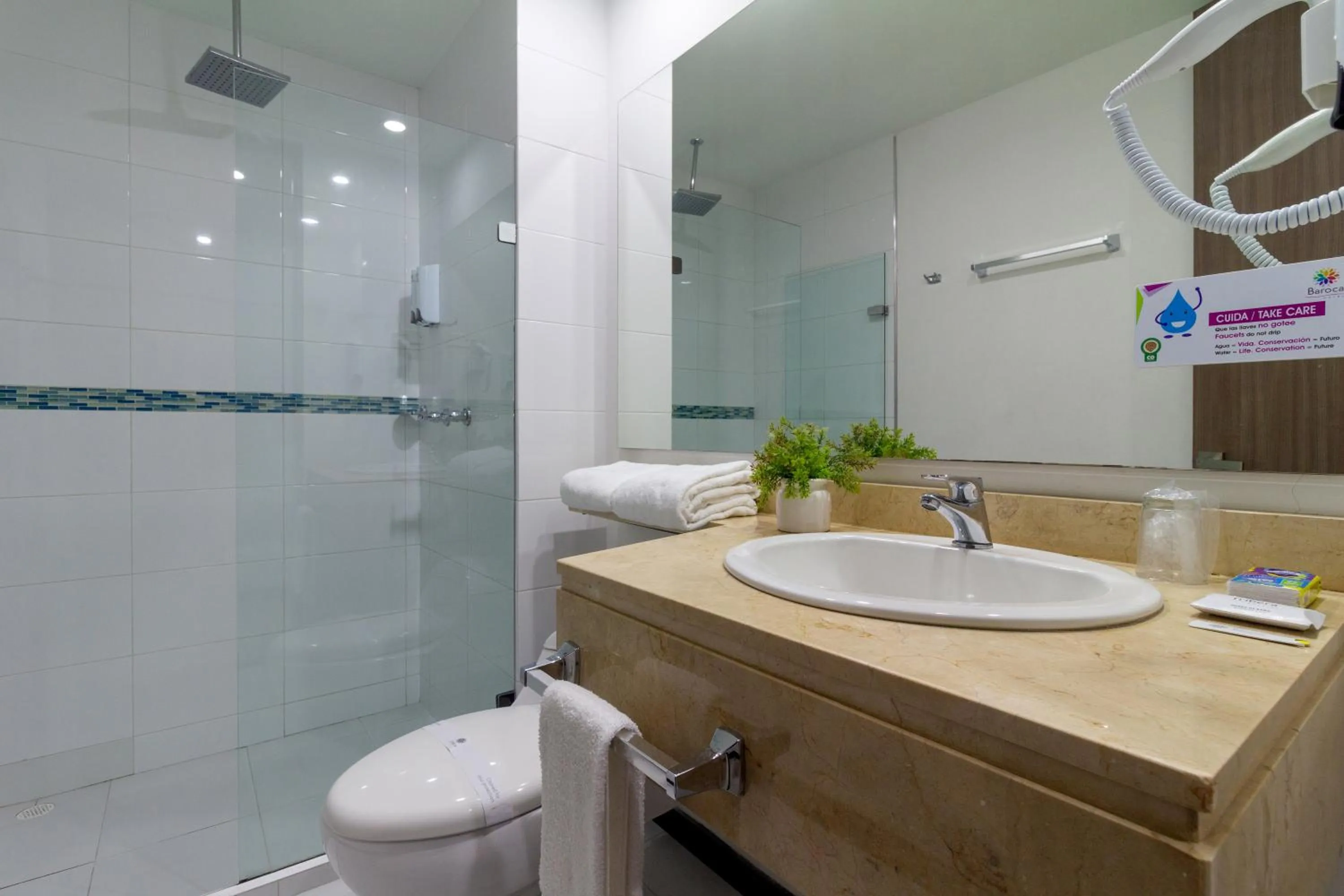 Shower in Hotel Baroca