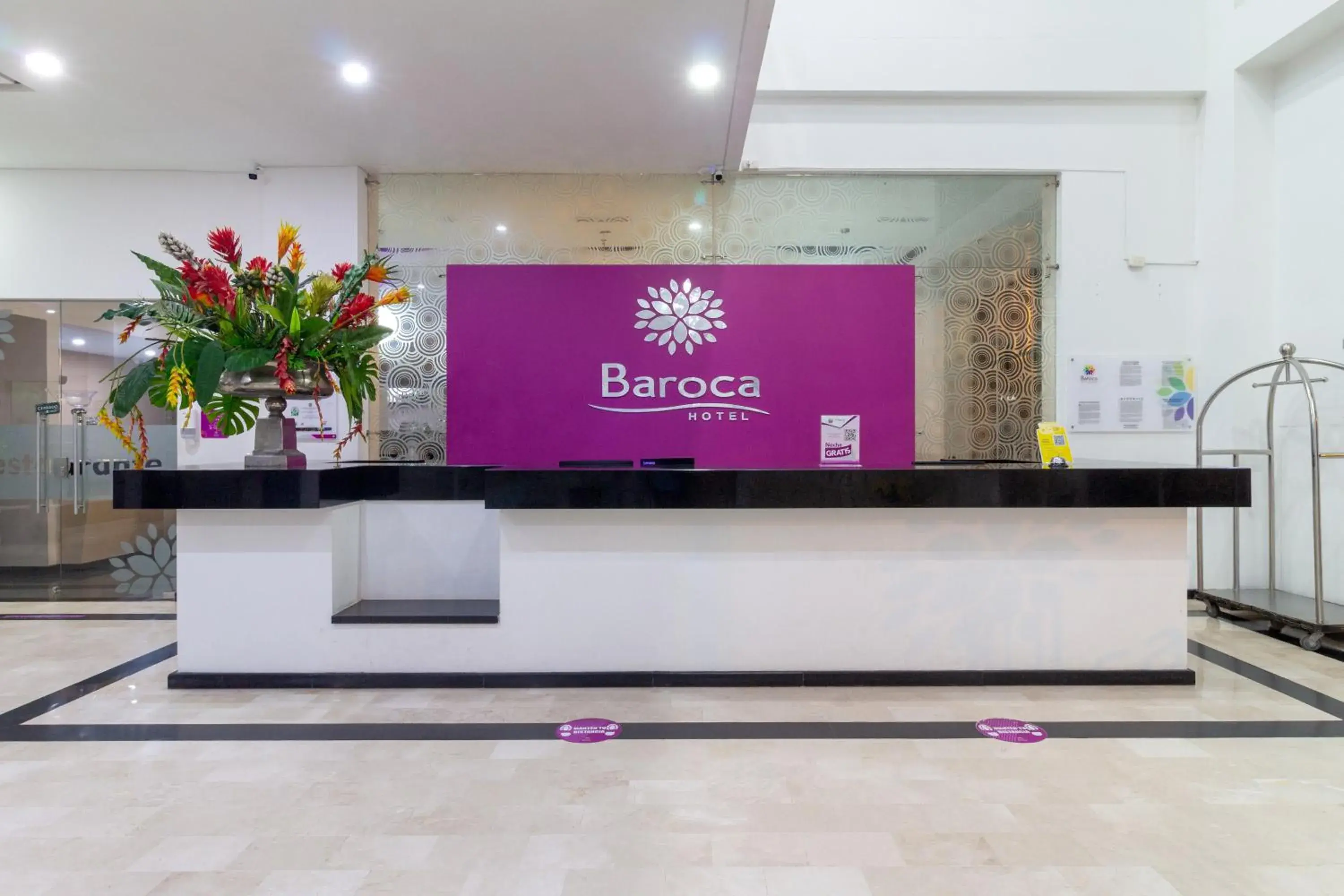 Lobby or reception in Hotel Baroca Lobby or reception in Hotel Baroca