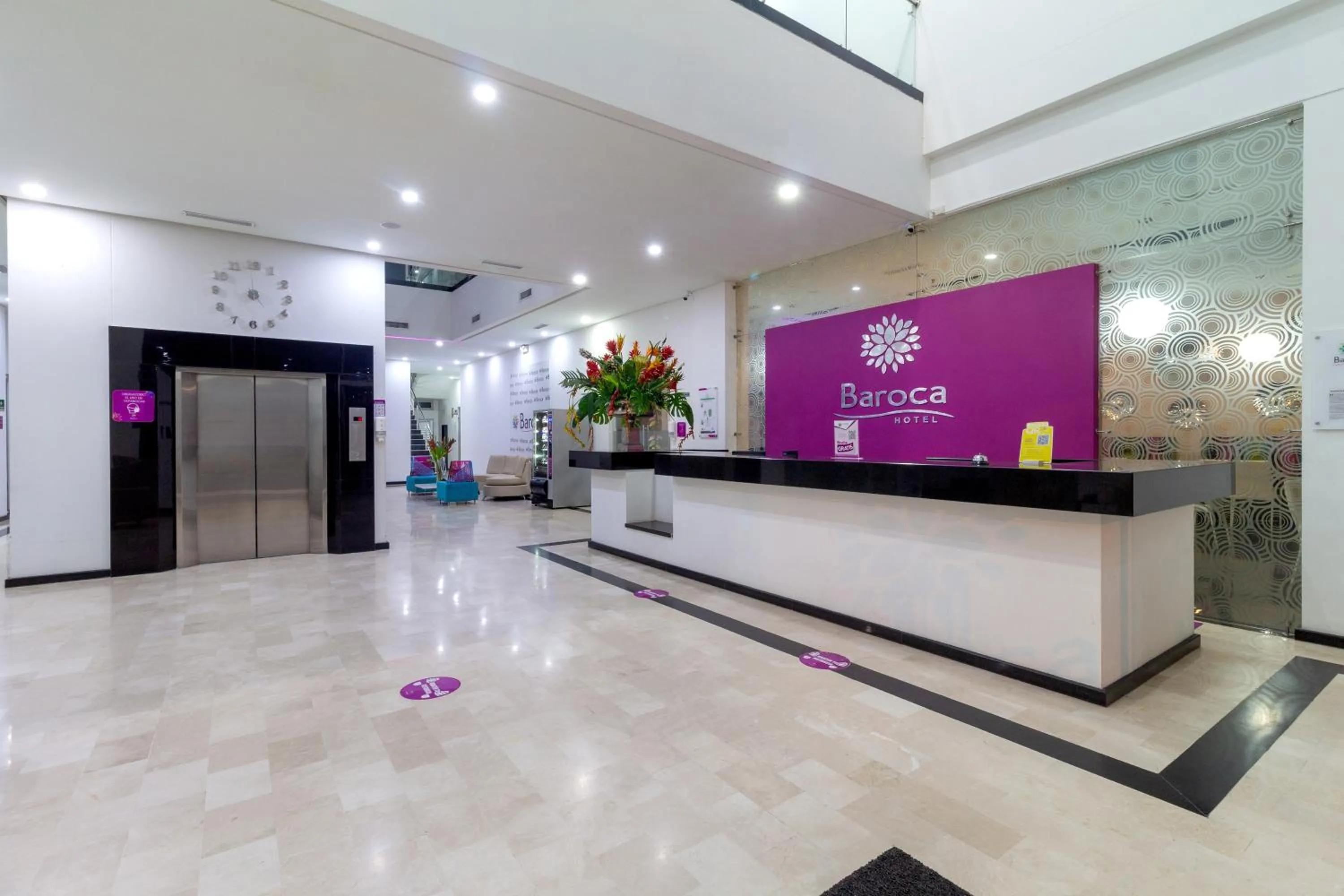 Lobby or reception in Hotel Baroca