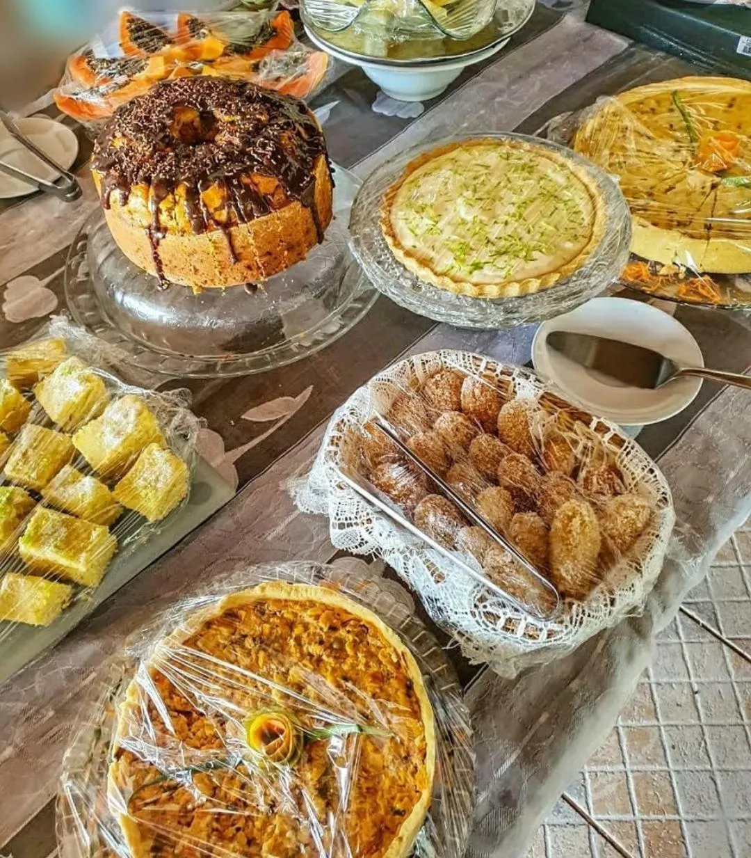 Buffet breakfast in Vista Bela Pousada