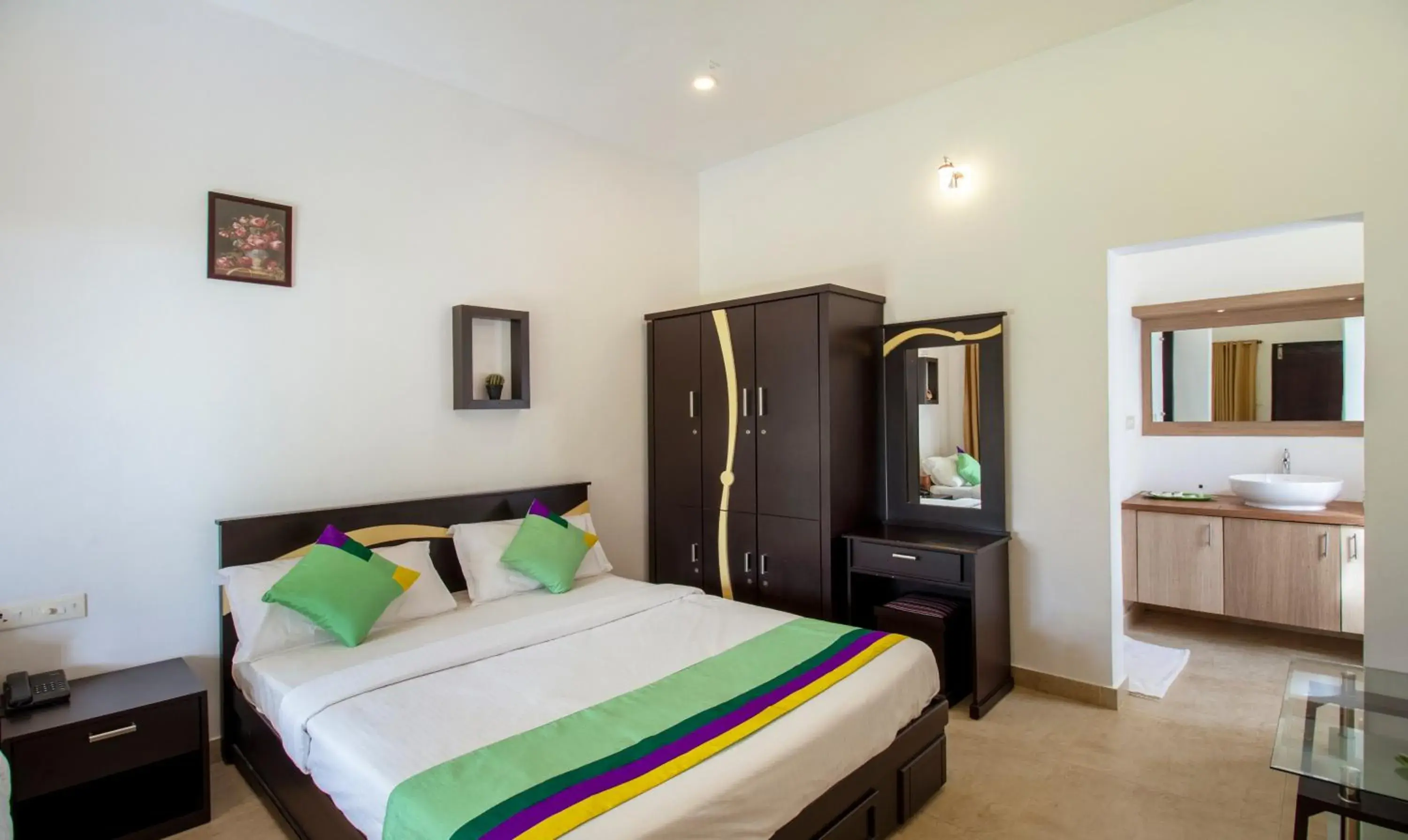 Photo of the whole room, Bed in Treebo Majestic Retreat Photo of the whole room, Bed in Treebo Majestic Retreat