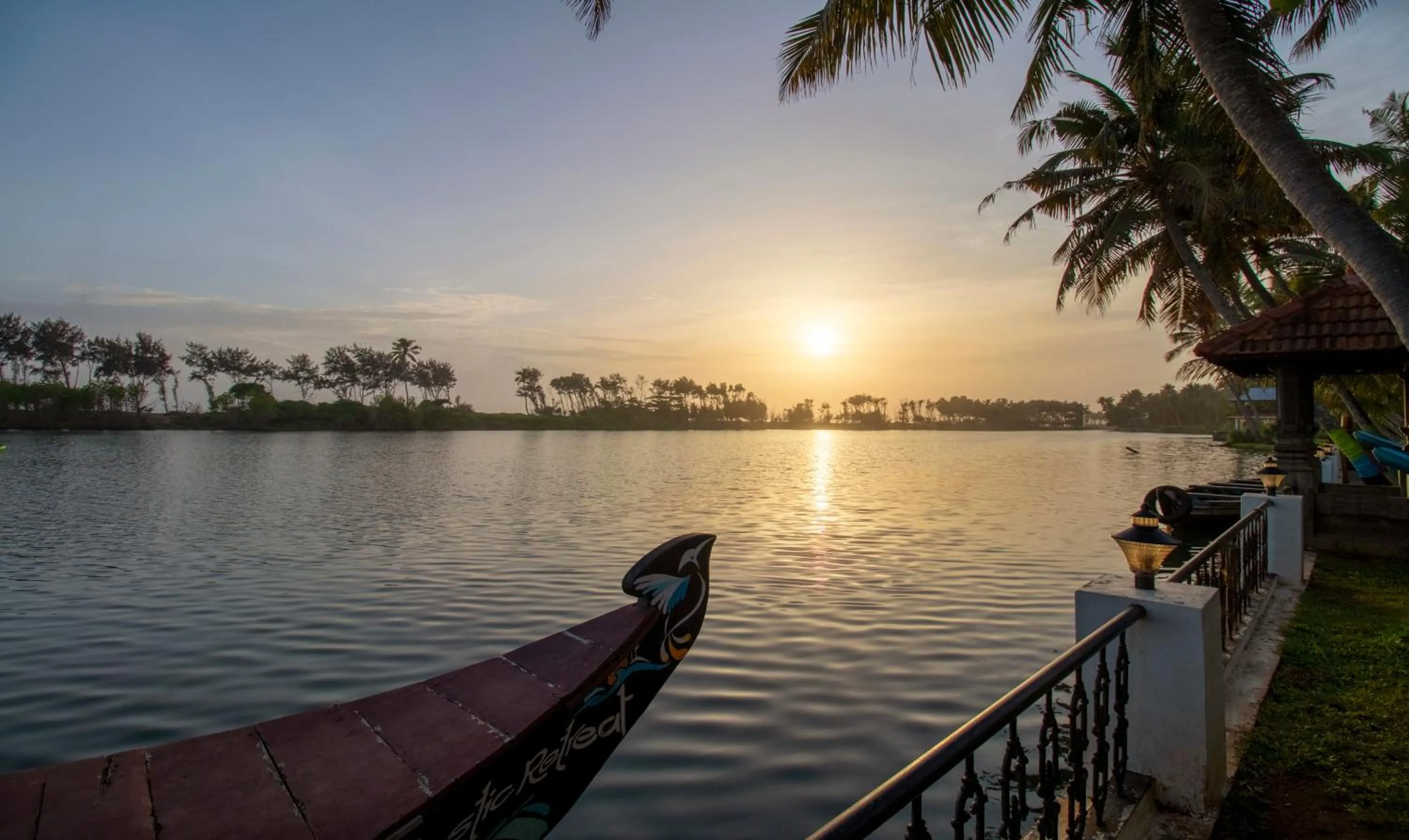 Lake view in Treebo Majestic Retreat